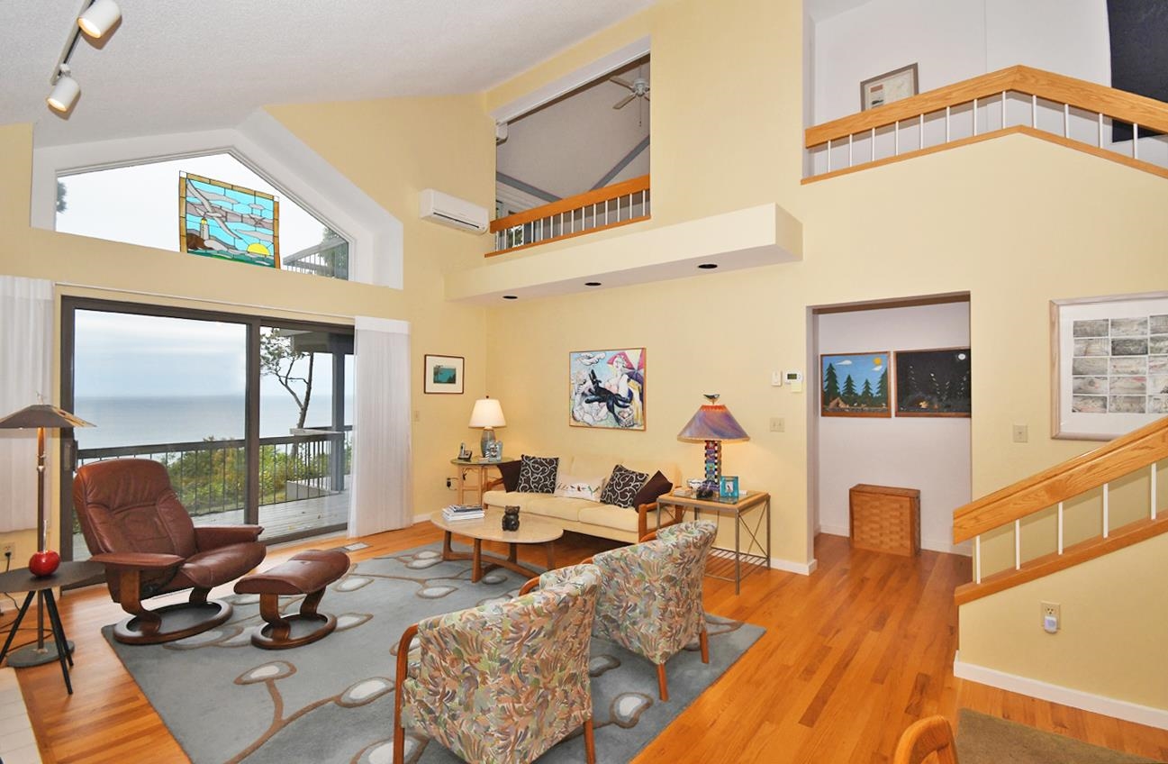 10 Vantage Pointe Glen Arbor Township MI 49630