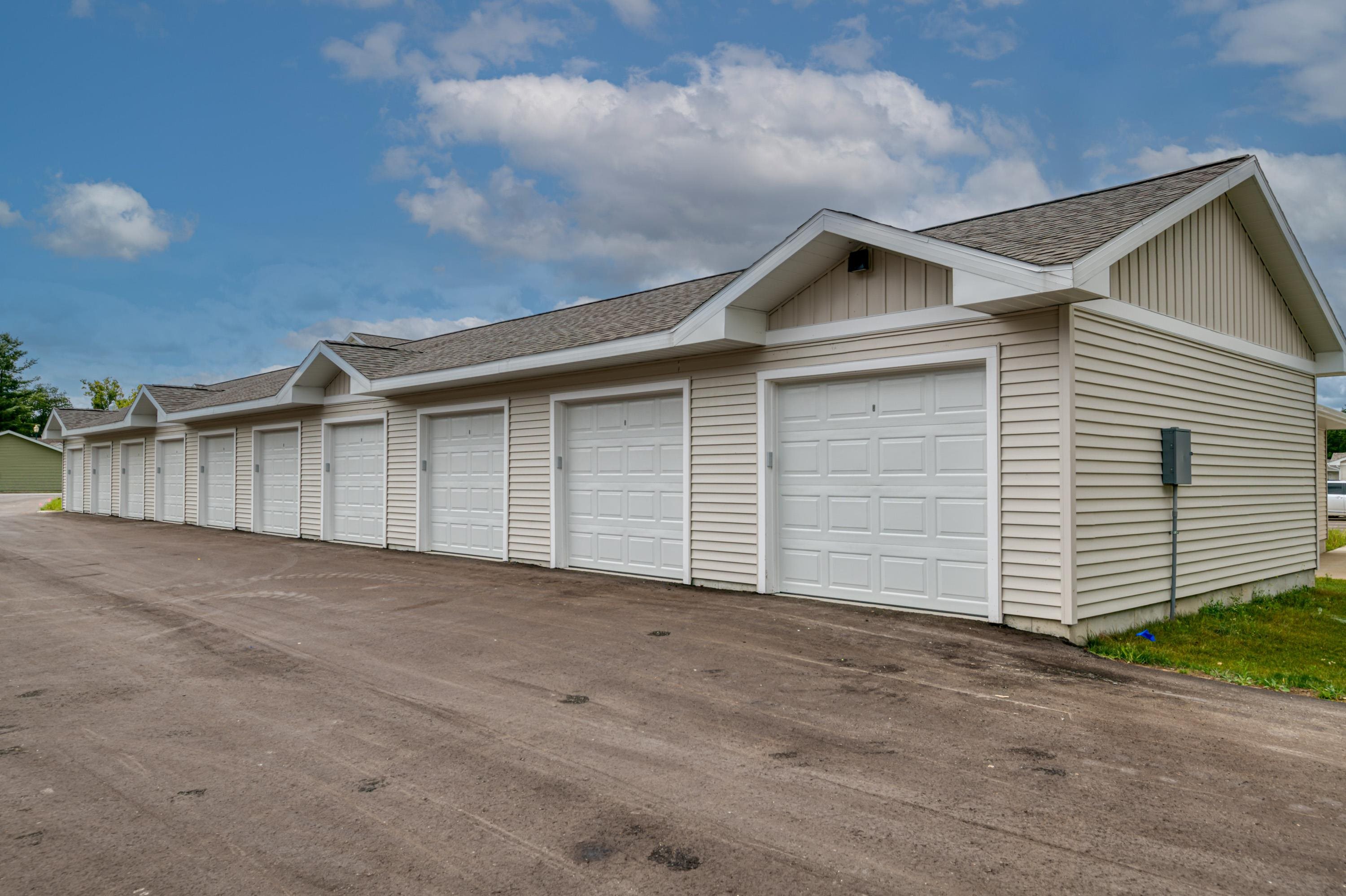 1502 Simsbury Street Garfield Charter Township MI 49686