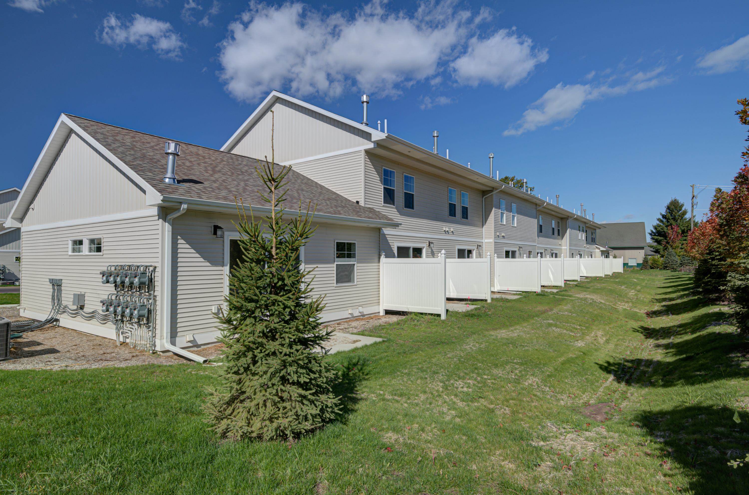 1502 Simsbury Street Garfield Charter Township MI 49686