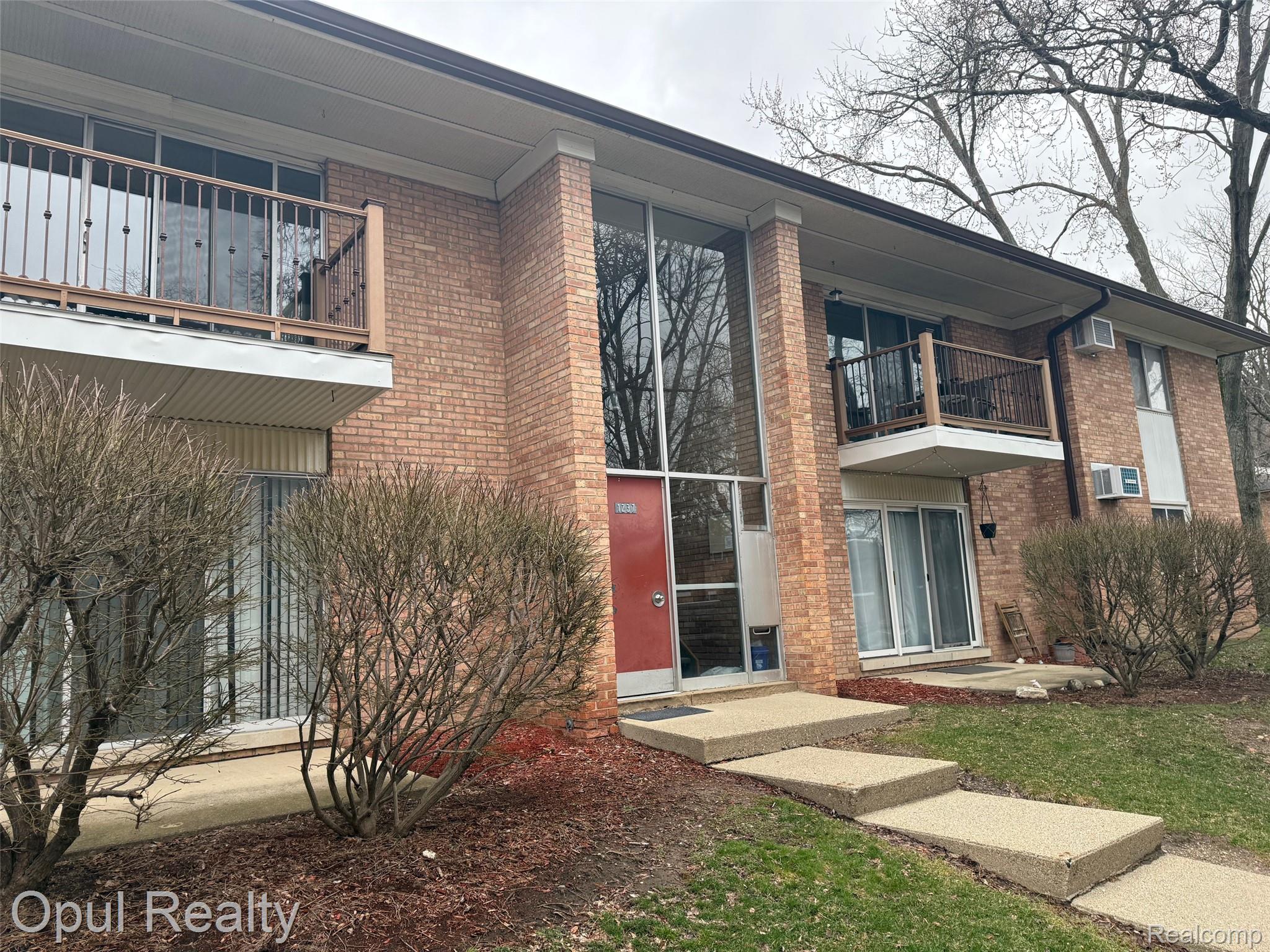 1237 Island Drive Ann Arbor City MI 48105