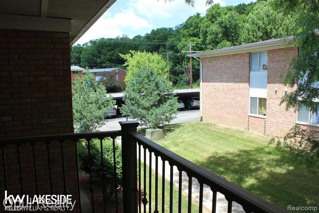 1237 Island Drive Ann Arbor City MI 48105