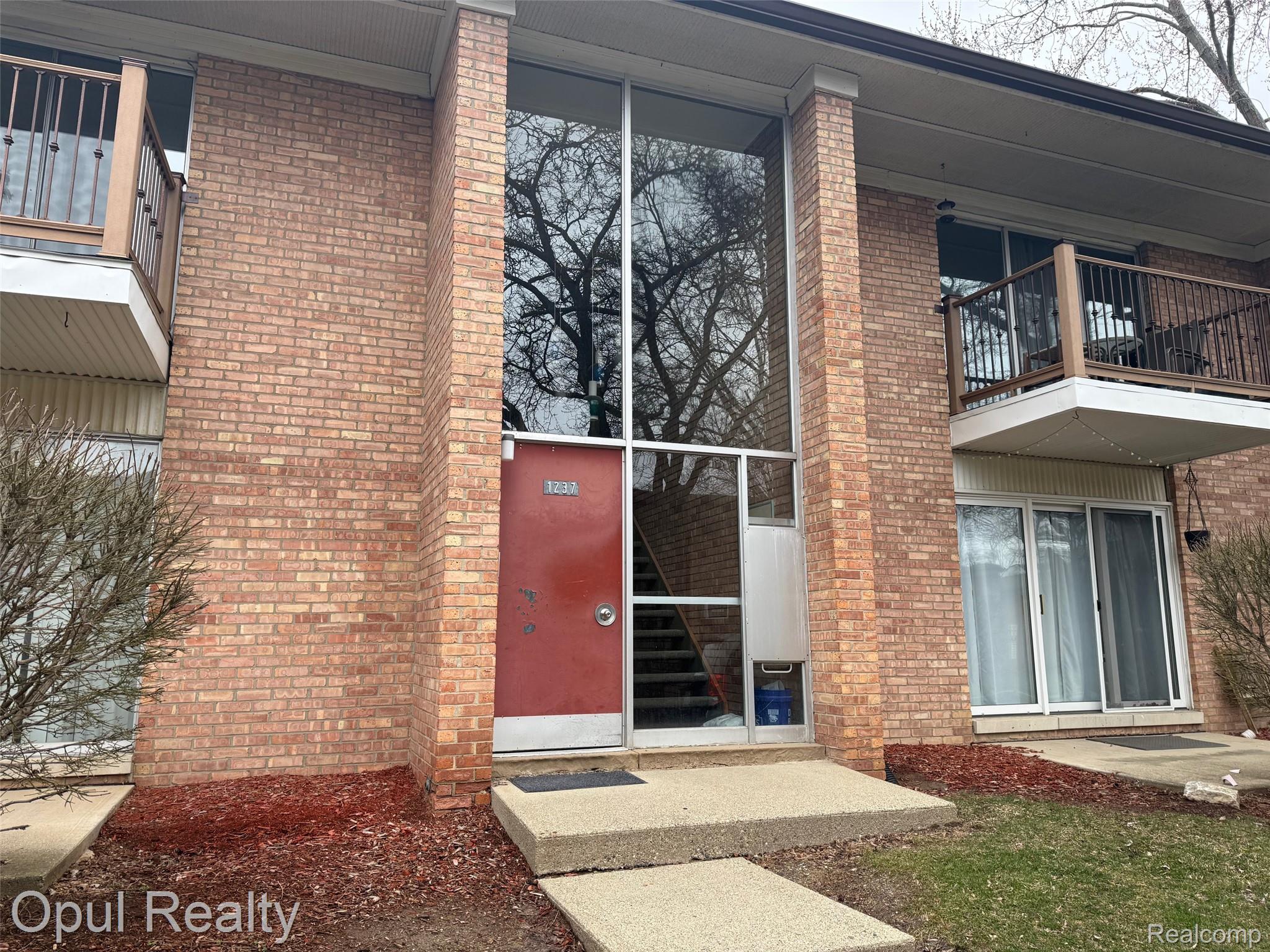 1237 Island Drive Ann Arbor City MI 48105