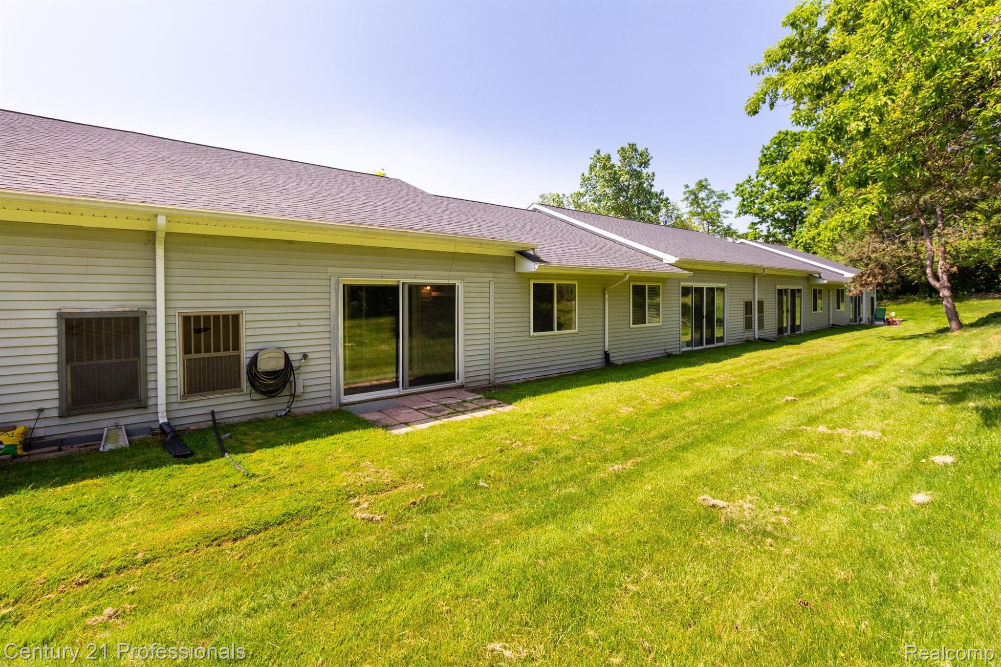 29410 Pendleton Club Drive Farmington Hills City MI 48336