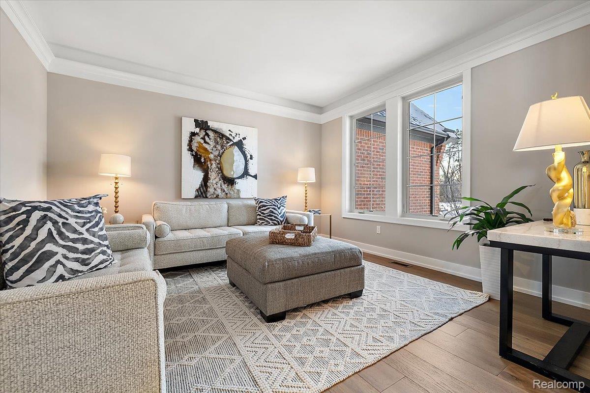 30797 Franklin Hills Court Farmington Hills City MI 48334