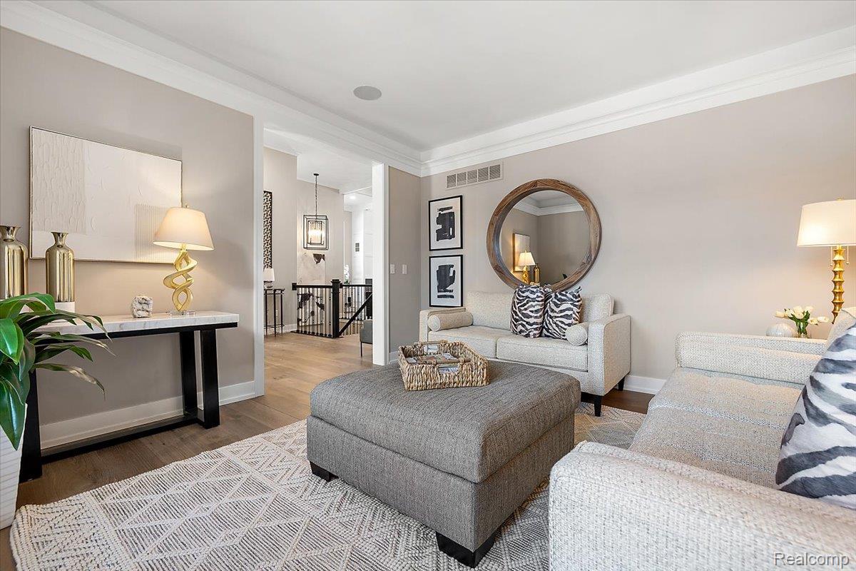 30797 Franklin Hills Court Farmington Hills City MI 48334