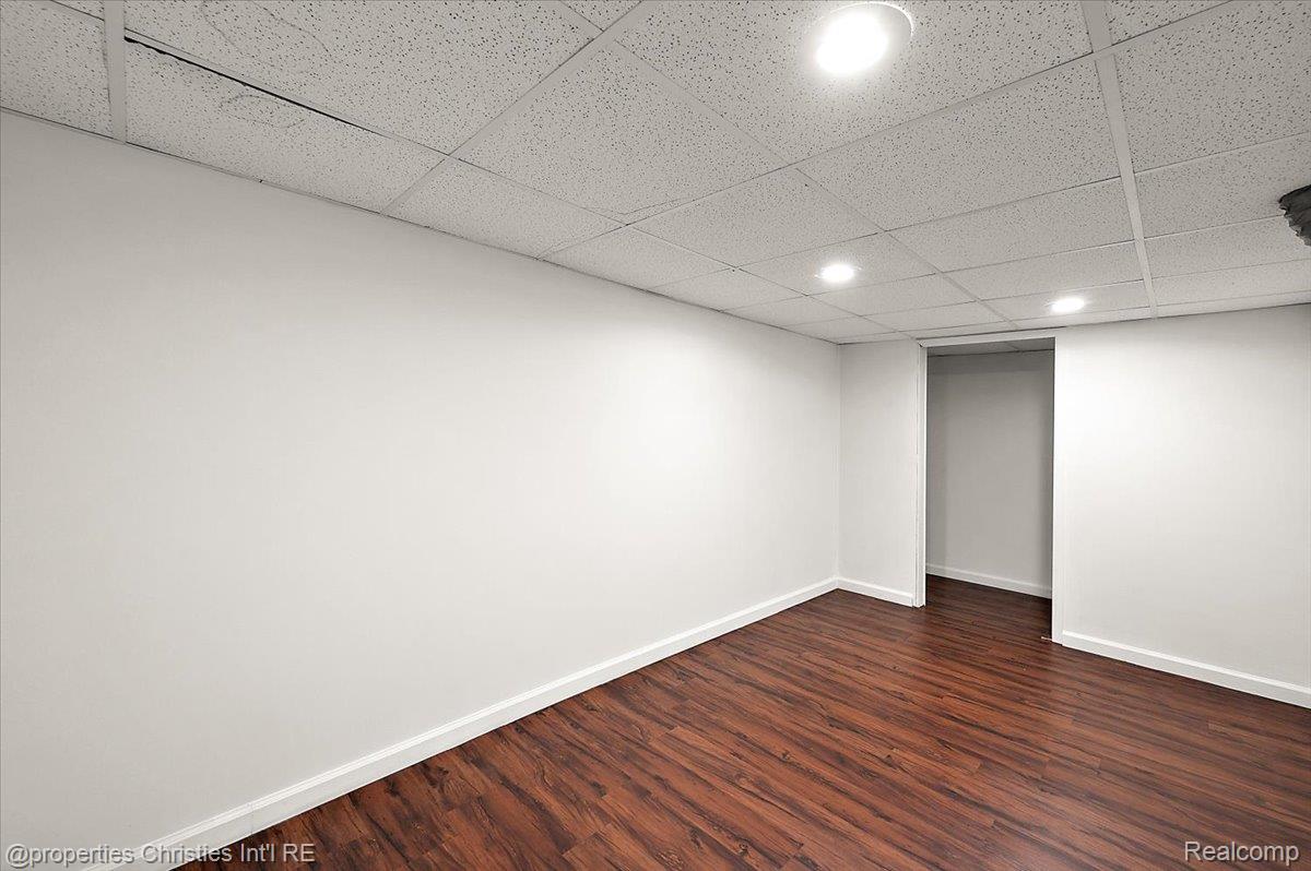 35509 Heritage Lane Farmington City MI 48335
