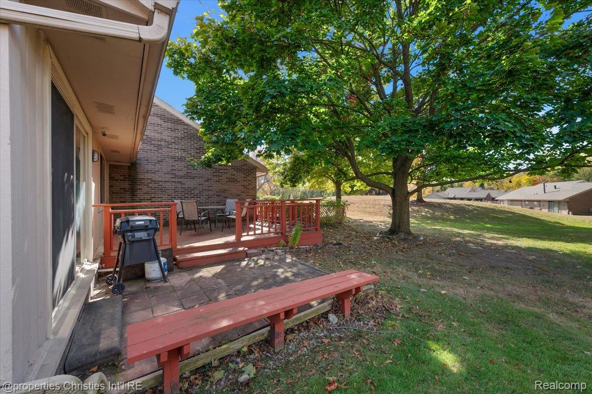 35509 Heritage Lane Farmington City MI 48335