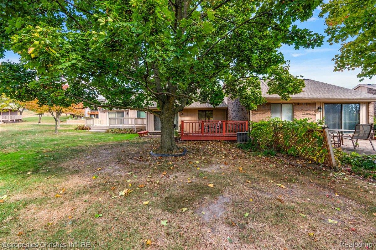 35509 Heritage Lane Farmington City MI 48335