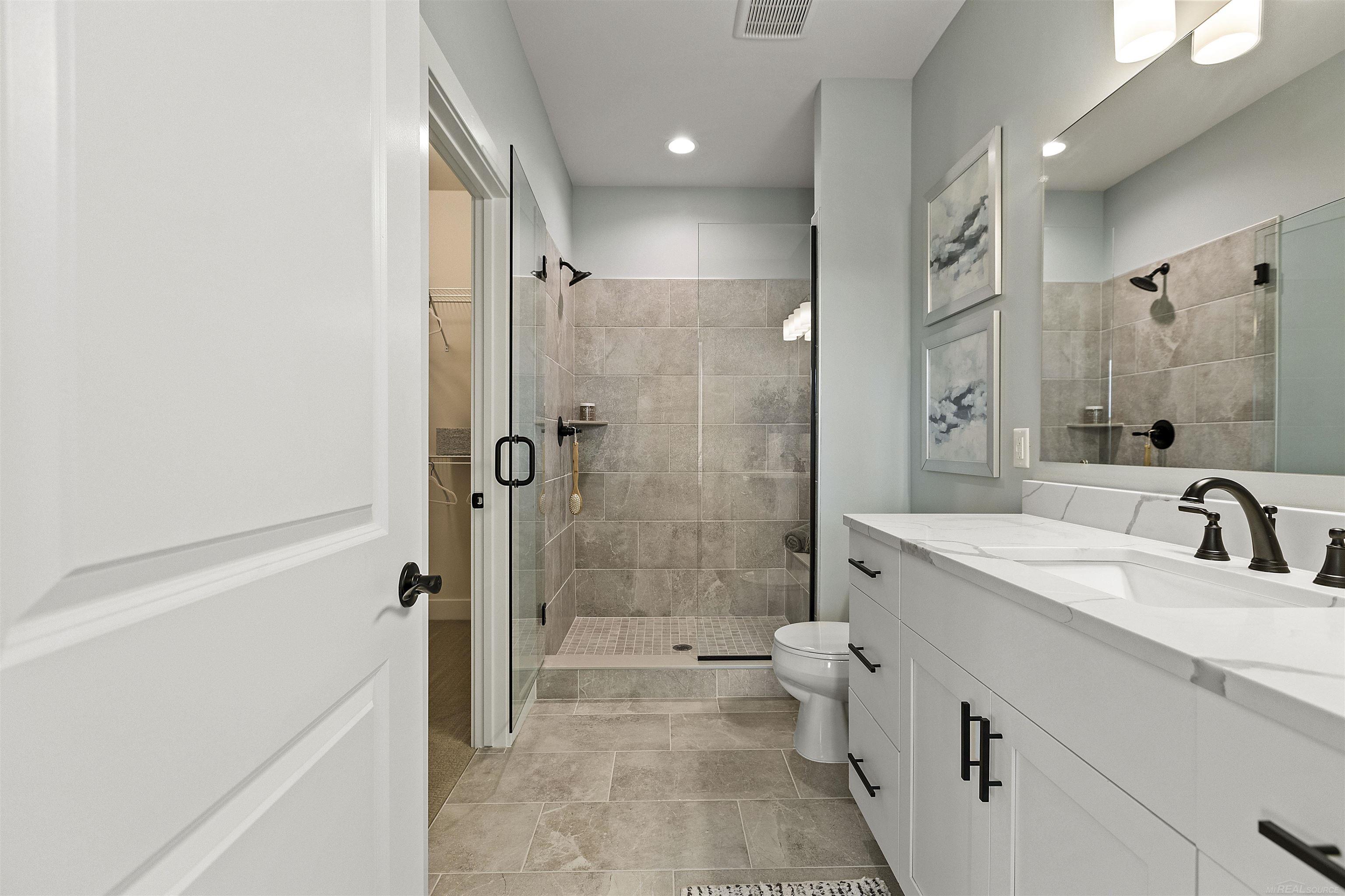 3923 Chatham Place Brighton Township MI 48114
