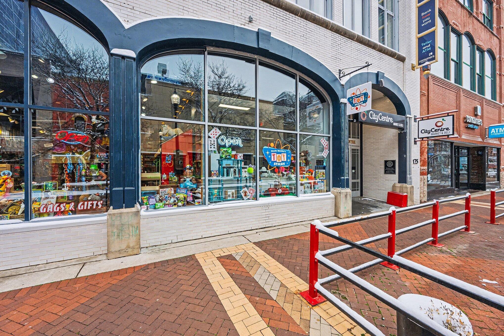 125 S Kalamazoo Mall Kalamazoo City MI 49007
