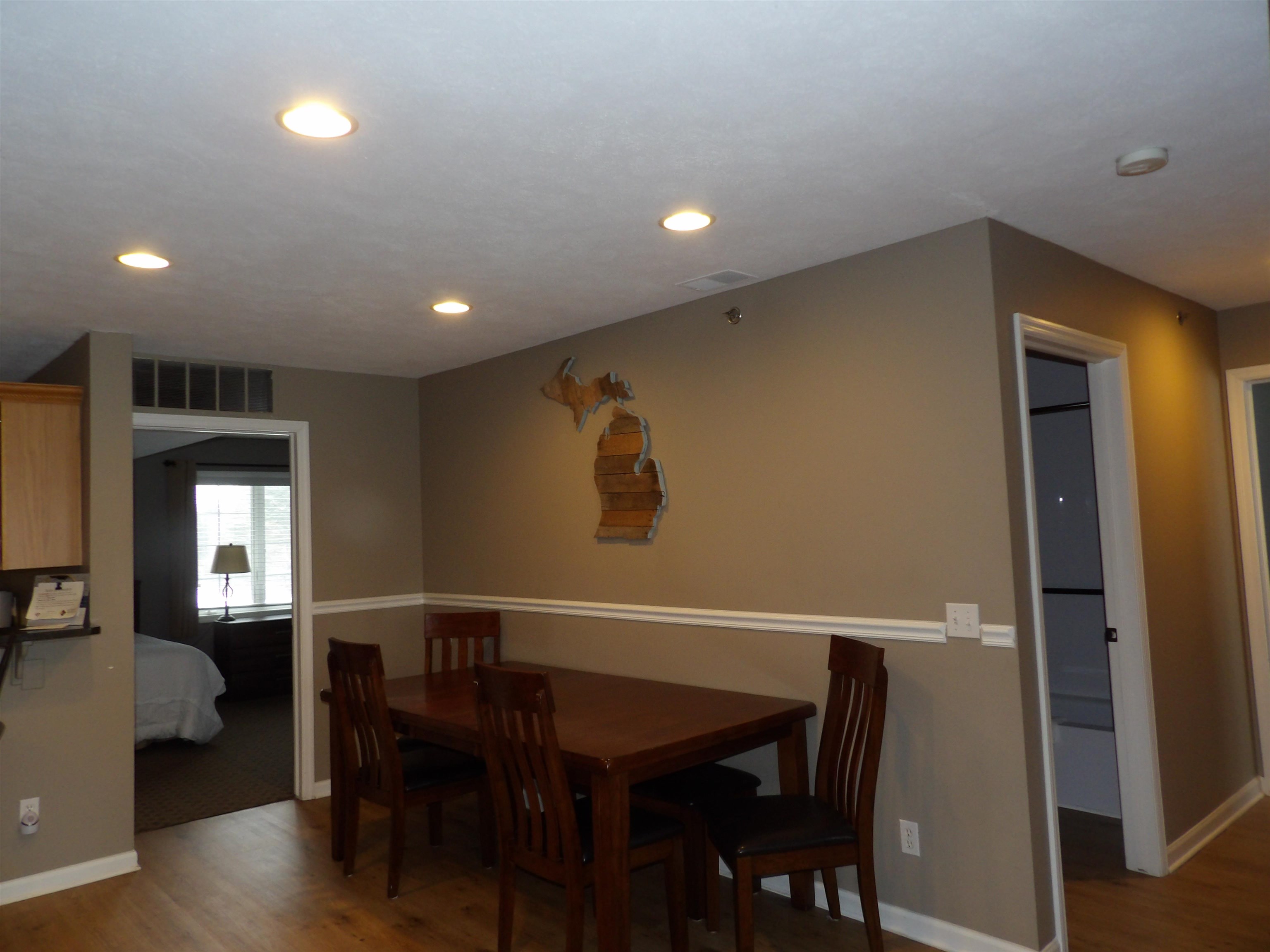 1246 Sunnyside Drive Cadillac City MI 49601