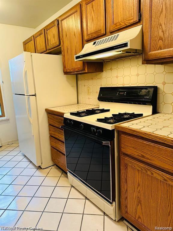 12043 Shenandoah Drive Green Oak Township MI 48178