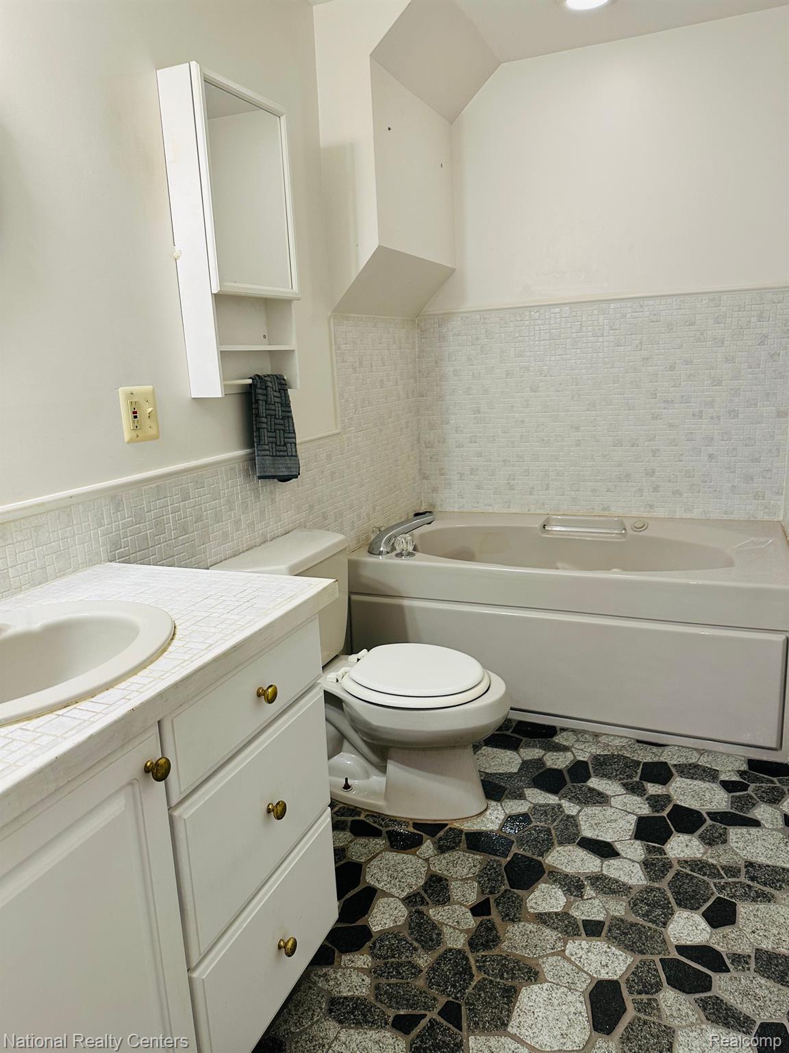 12043 Shenandoah Drive Green Oak Township MI 48178