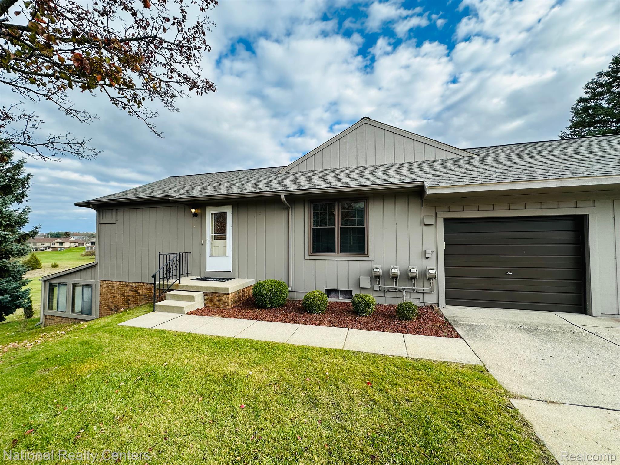 12043 Shenandoah Drive Green Oak Township MI 48178