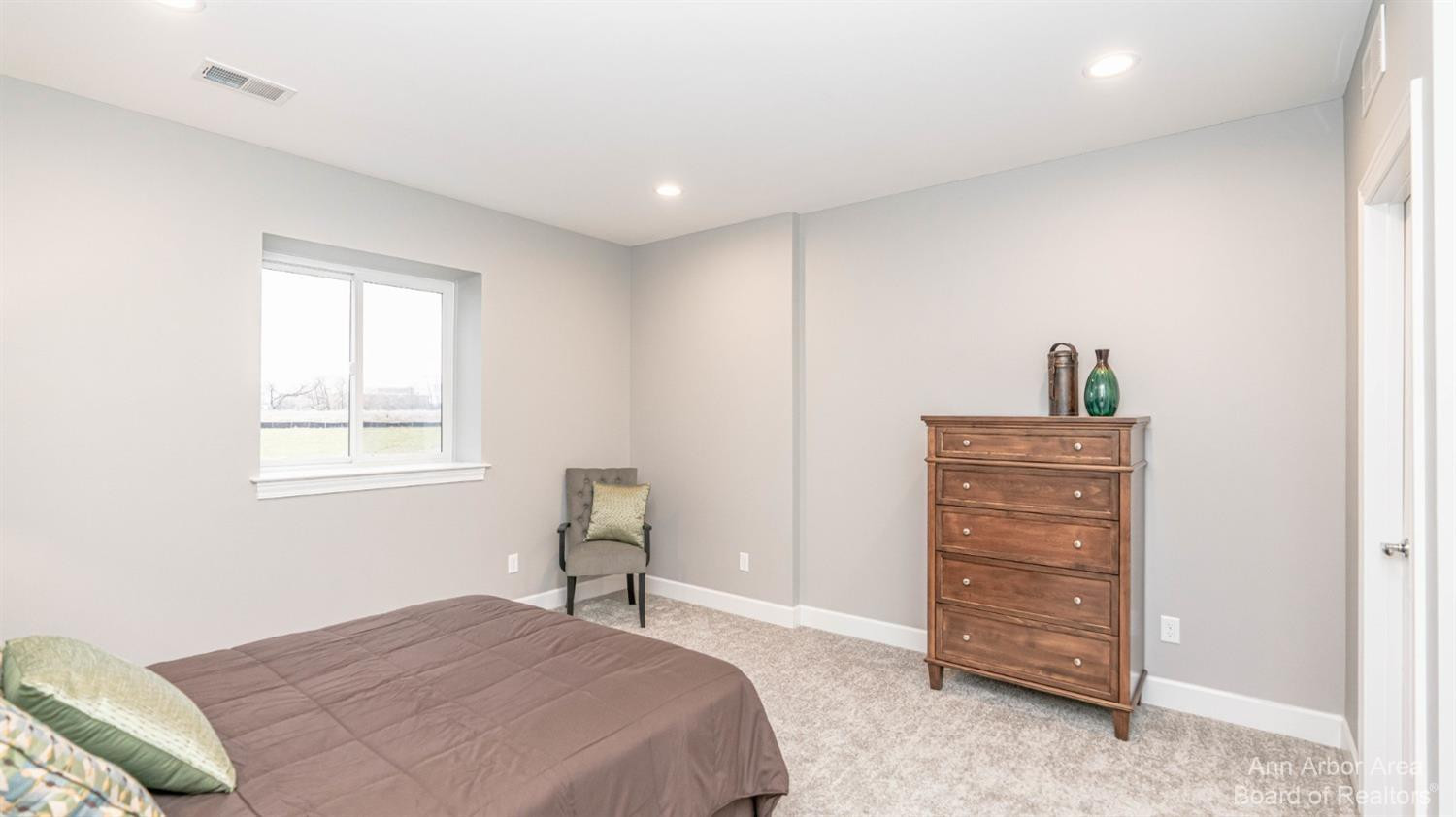 29 Black Cherry Lane Pittsfield Charter Township MI 48176