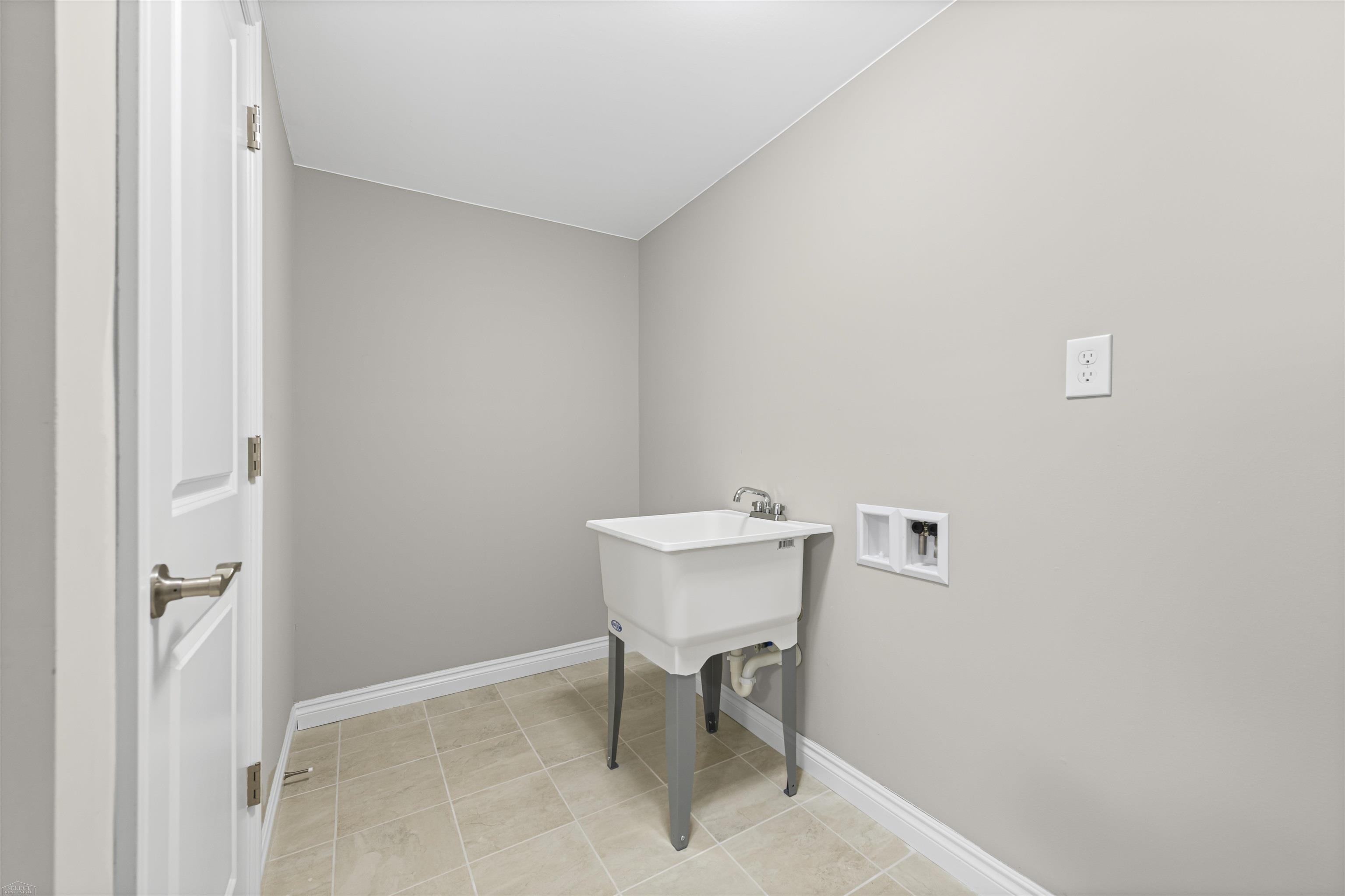 16520 Savor Lane Clinton Charter Township MI 48035