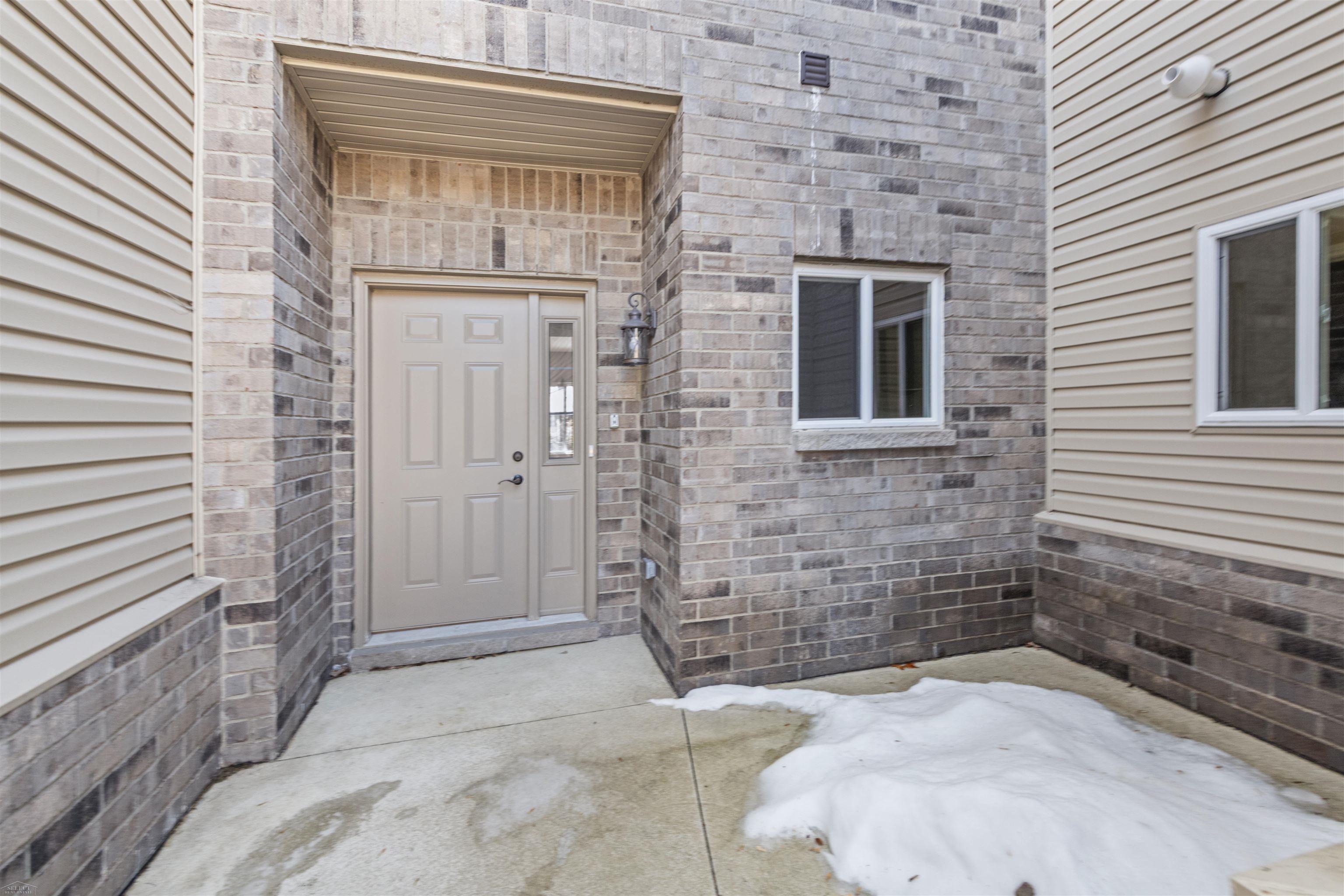 16520 Savor Lane Clinton Charter Township MI 48035