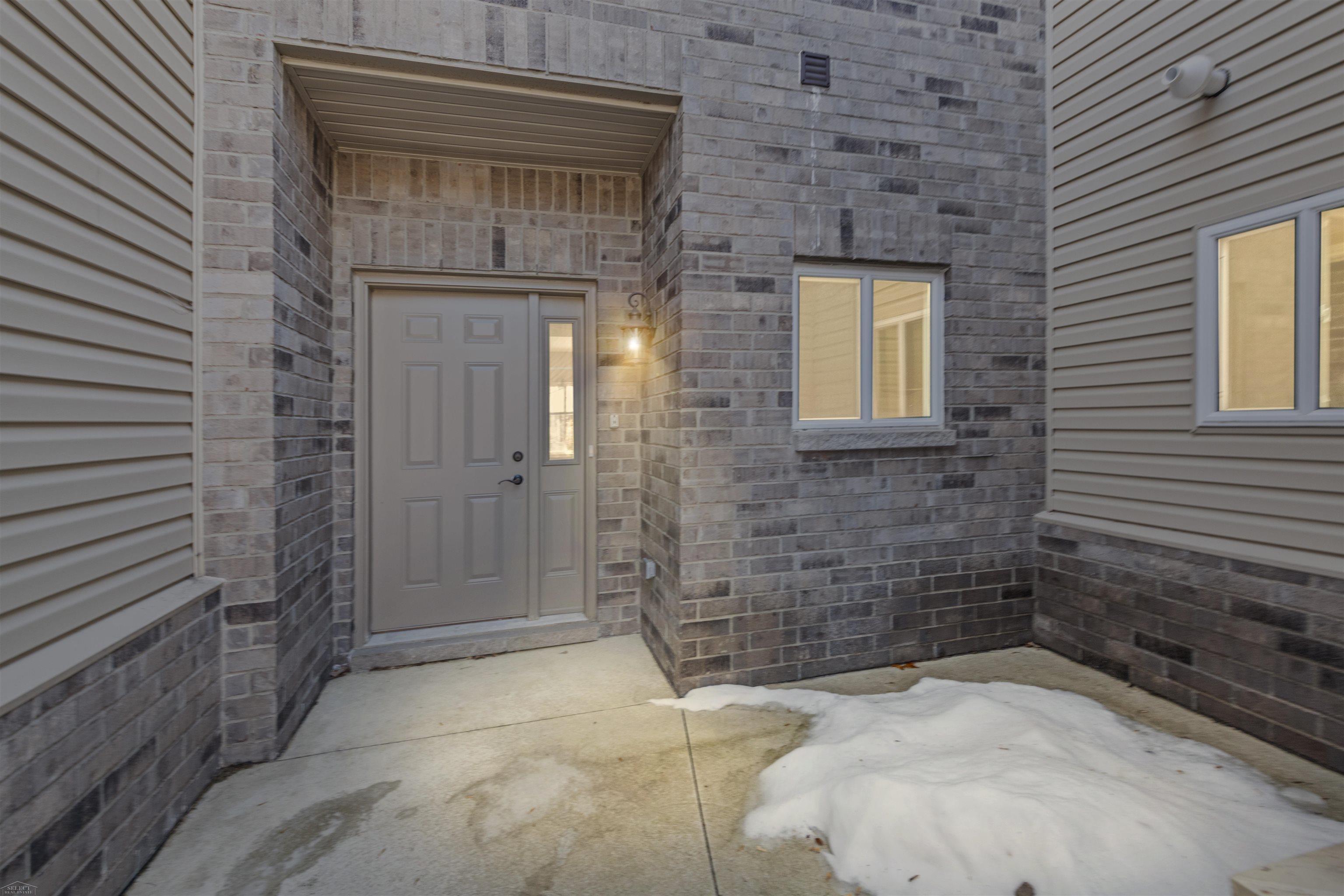 16520 Savor Lane Clinton Charter Township MI 48035
