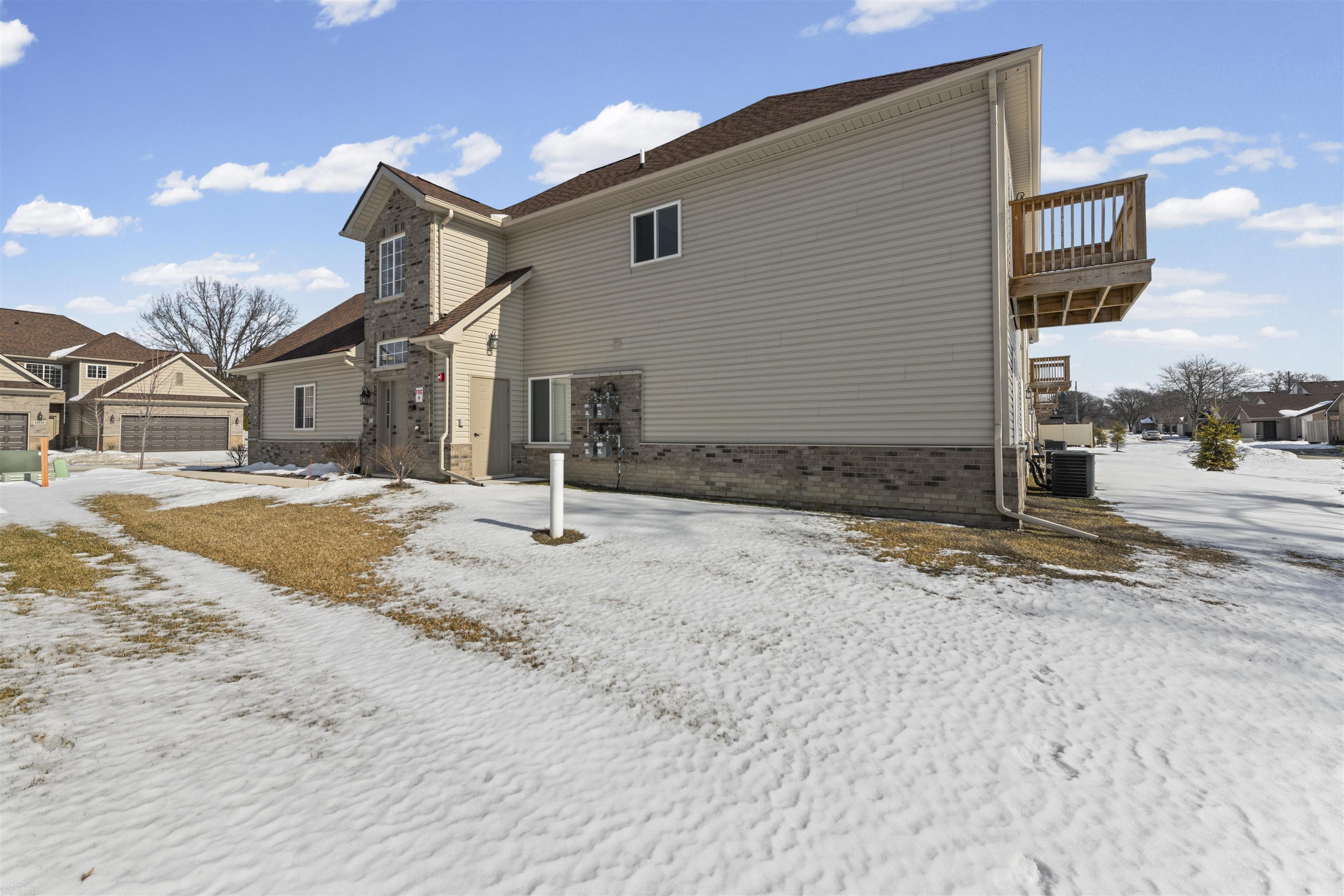 16540 Savor Lane Clinton Charter Township MI 48035