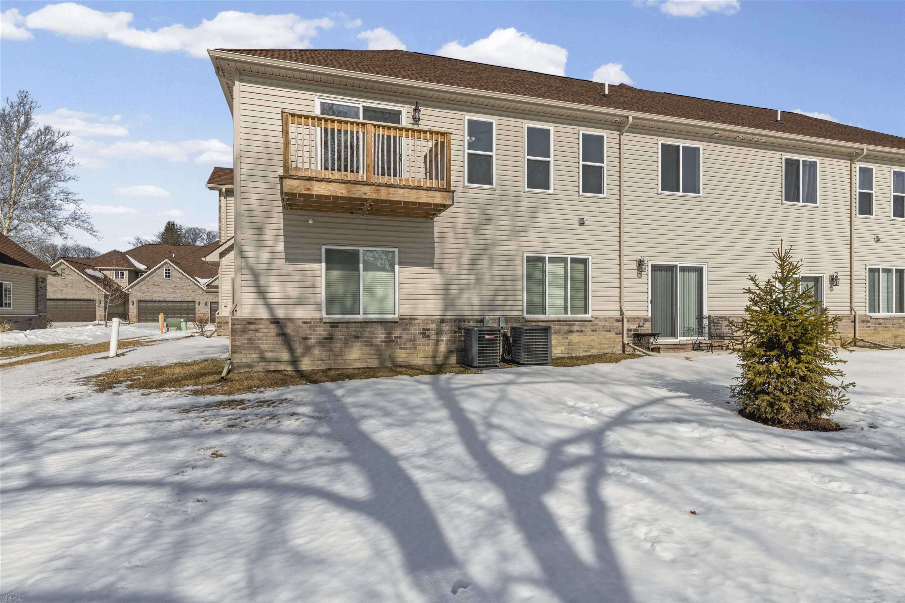 16540 Savor Lane Clinton Charter Township MI 48035