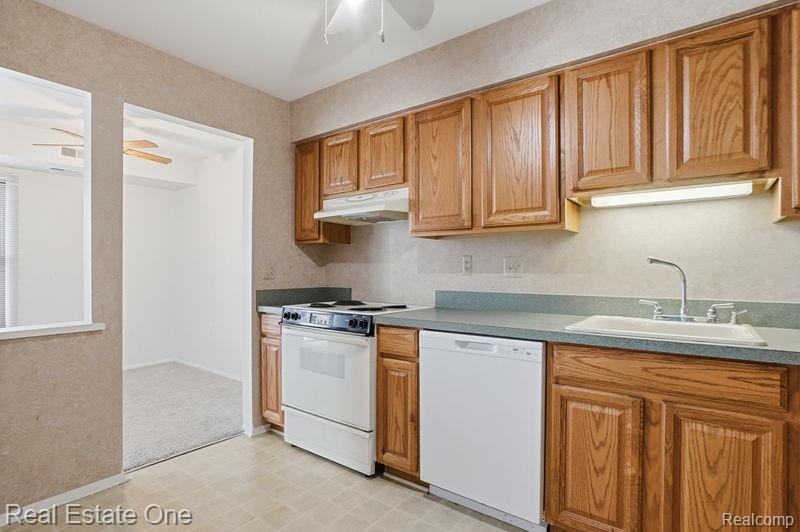 30475 W 14 Mile Road Farmington Hills City MI 48334