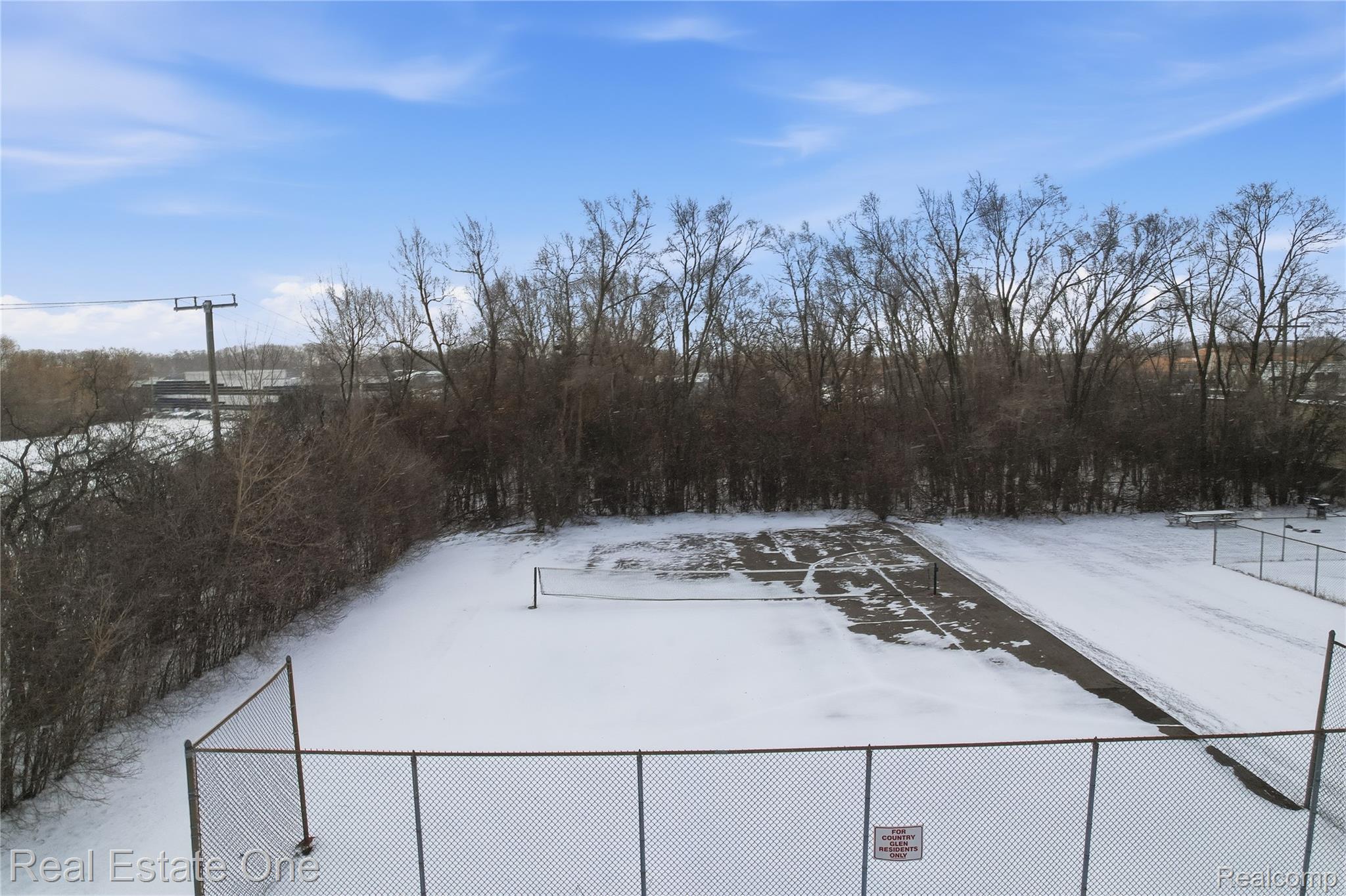 30475 W 14 Mile Road Farmington Hills City MI 48334