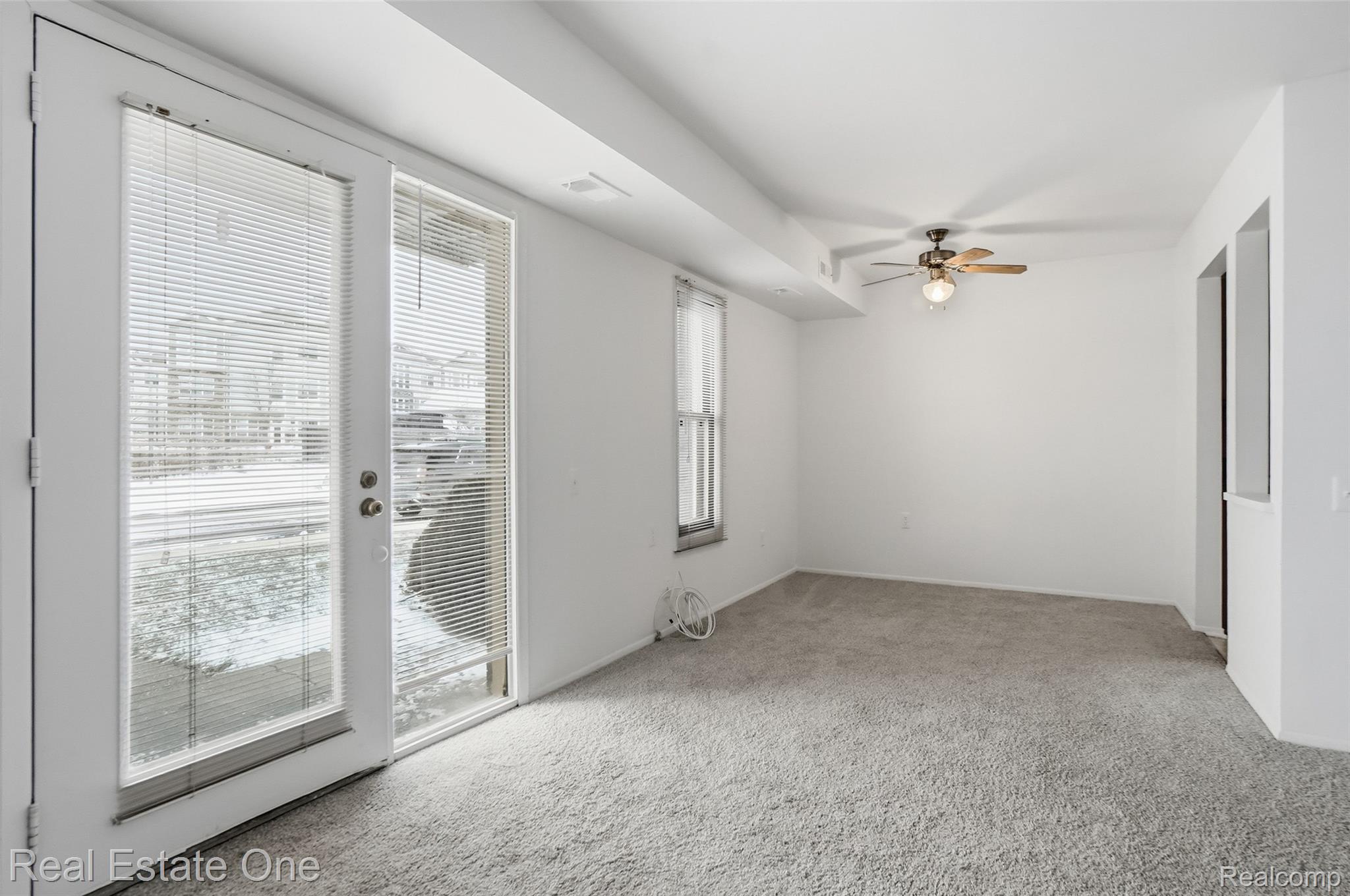 30475 W 14 Mile Road Farmington Hills City MI 48334
