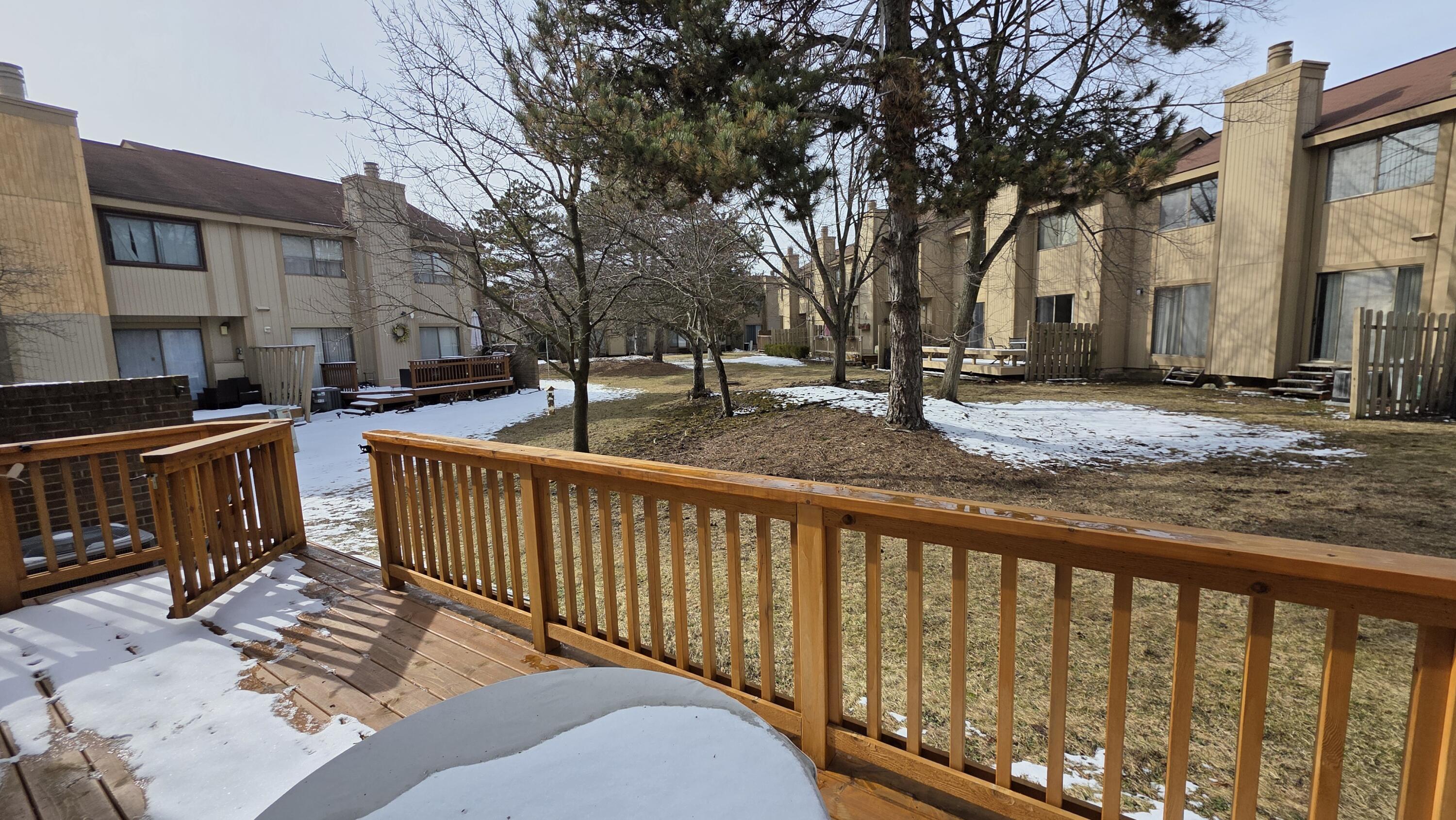 5256 Wright Way E West Bloomfield Charter Township MI 48322