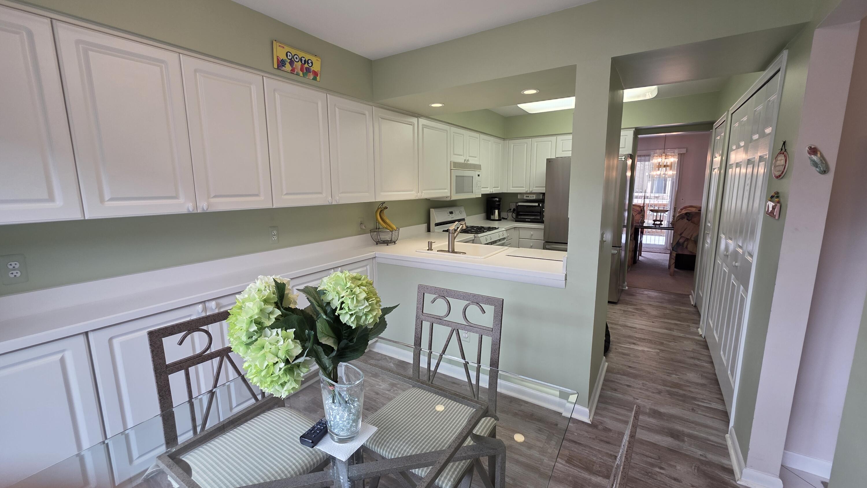 5256 Wright Way E West Bloomfield Charter Township MI 48322