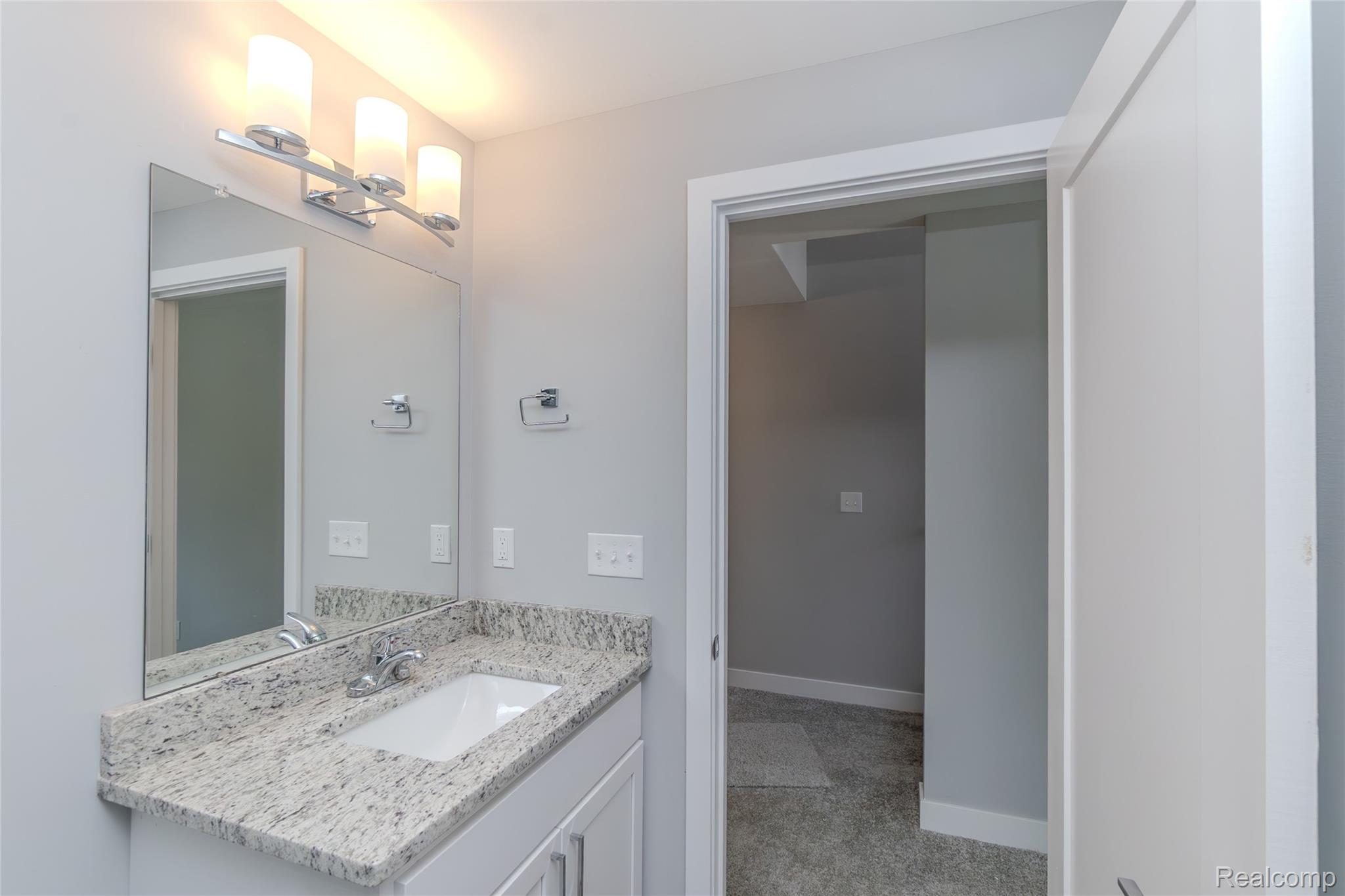 25534 Grandview Lane Novi City MI 48375