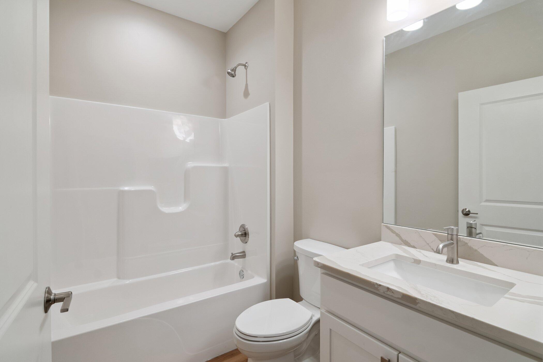1160 Lochaven Circle Hillsdale Township MI 49242