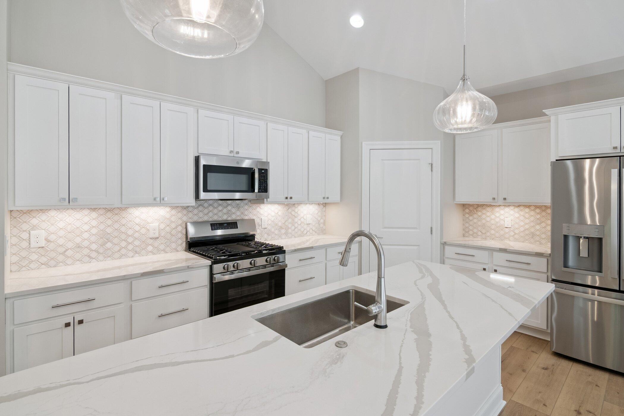 1160 Lochaven Circle Hillsdale Township MI 49242