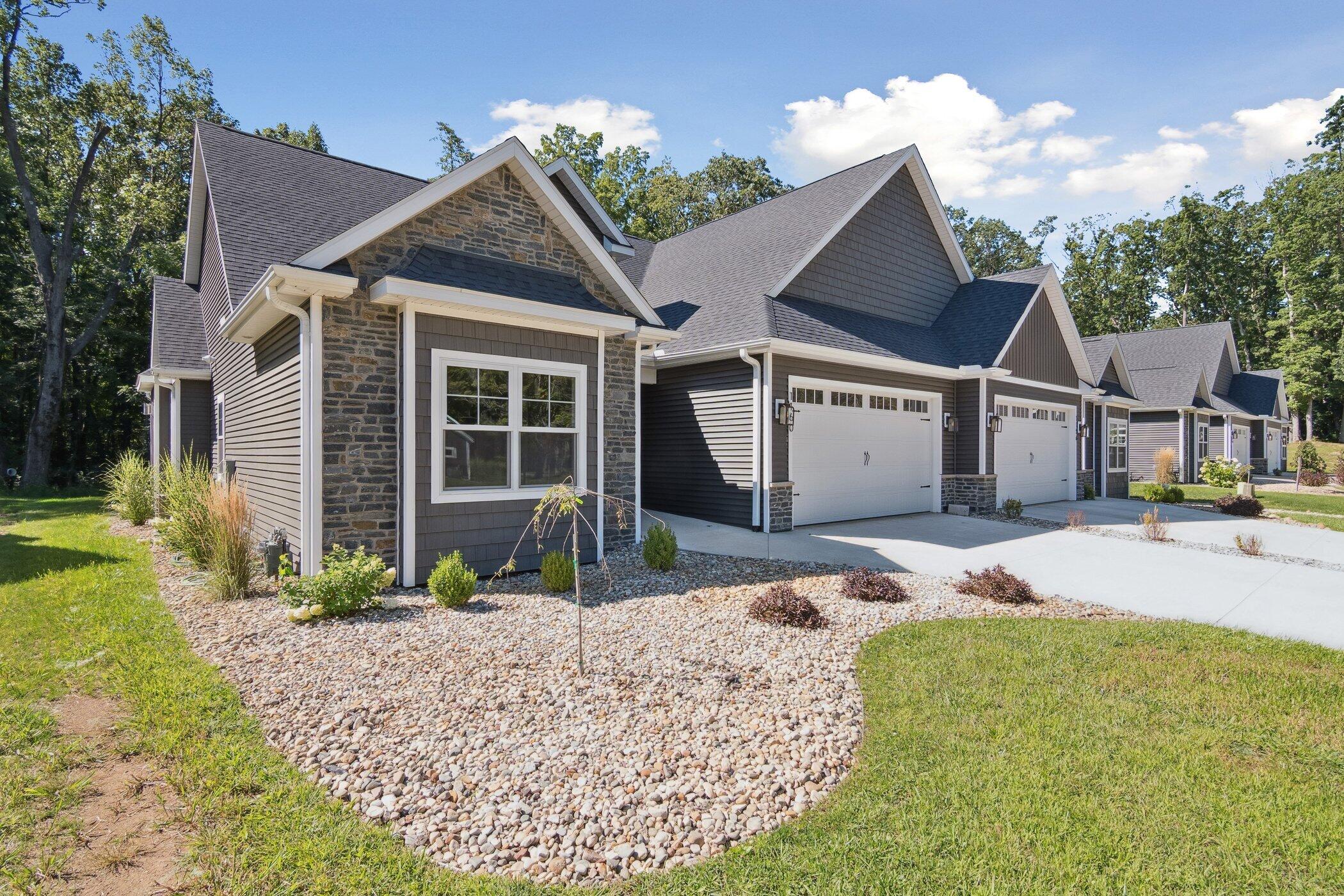 1160 Lochaven Circle Hillsdale Township MI 49242