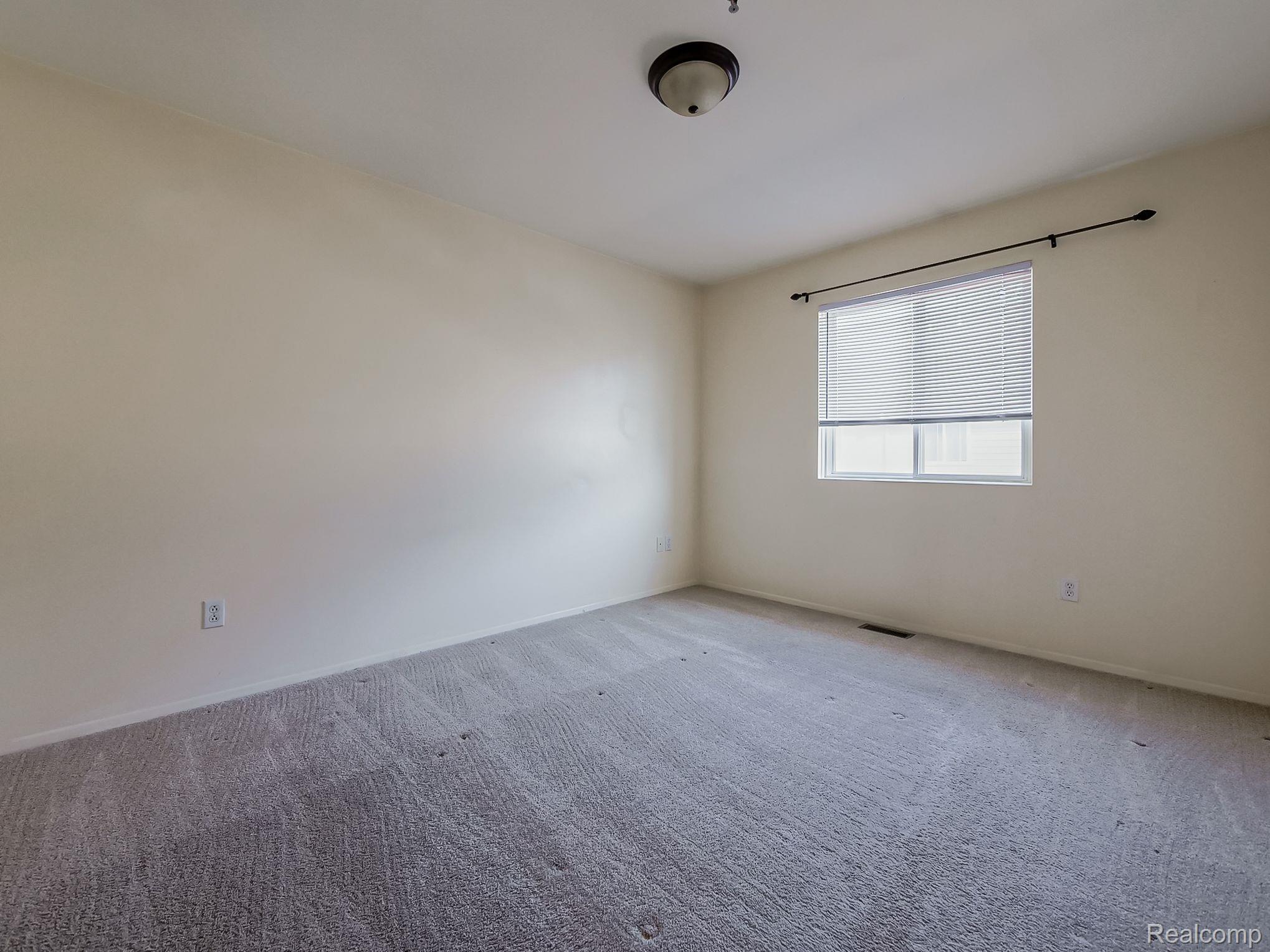 642 Lydia Lane Pontiac City MI 48341