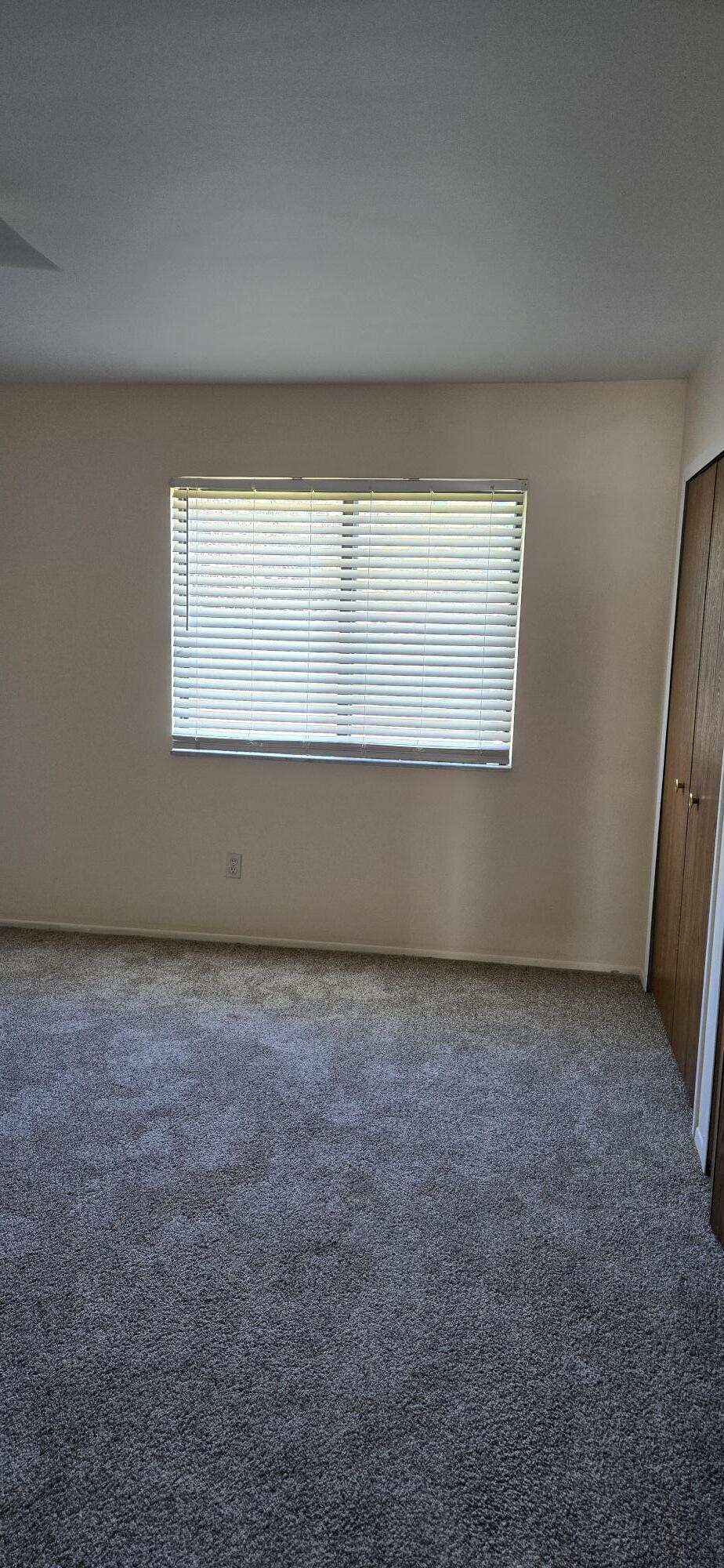 8688 Villa Lane Warren City MI 48093
