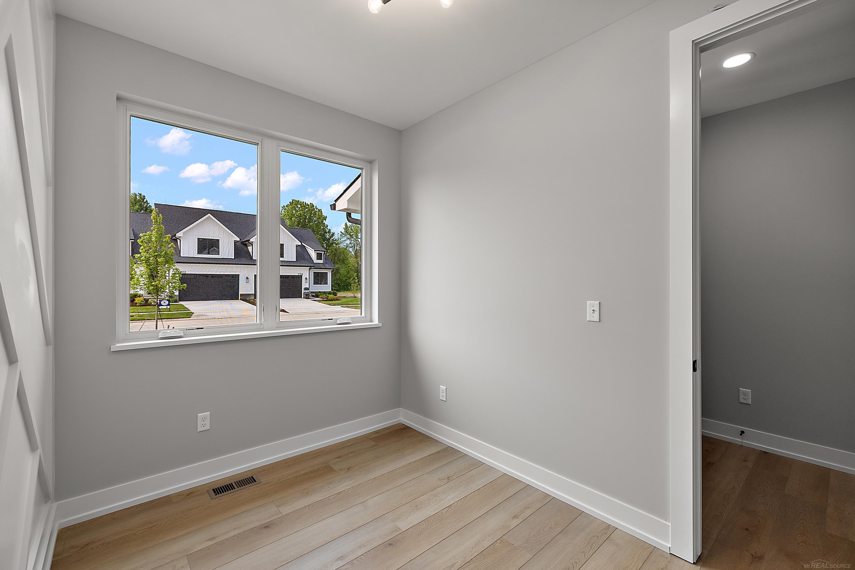 5793 Heights Boulevard Sterling Heights City MI 48314