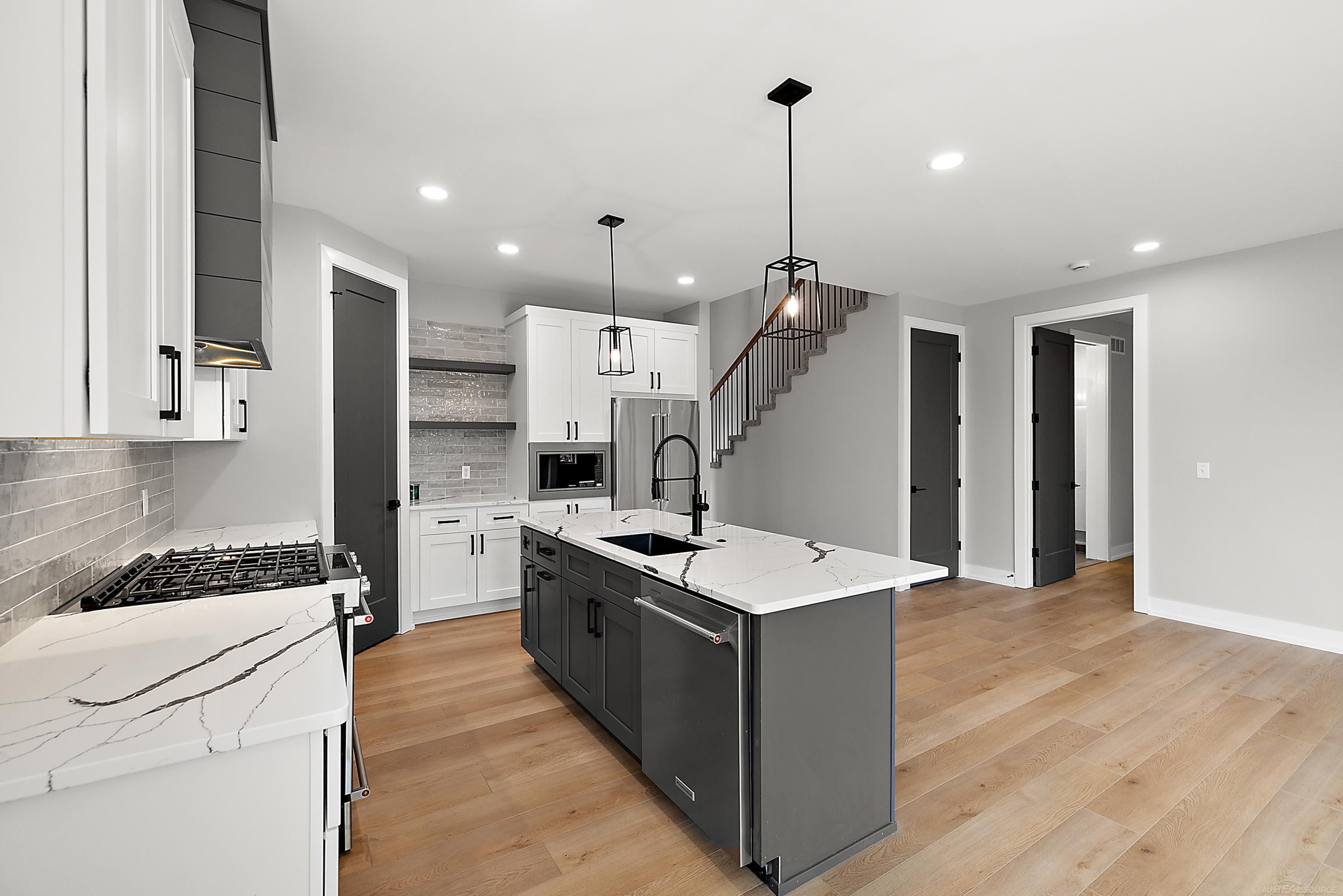 5793 Heights Boulevard Sterling Heights City MI 48314