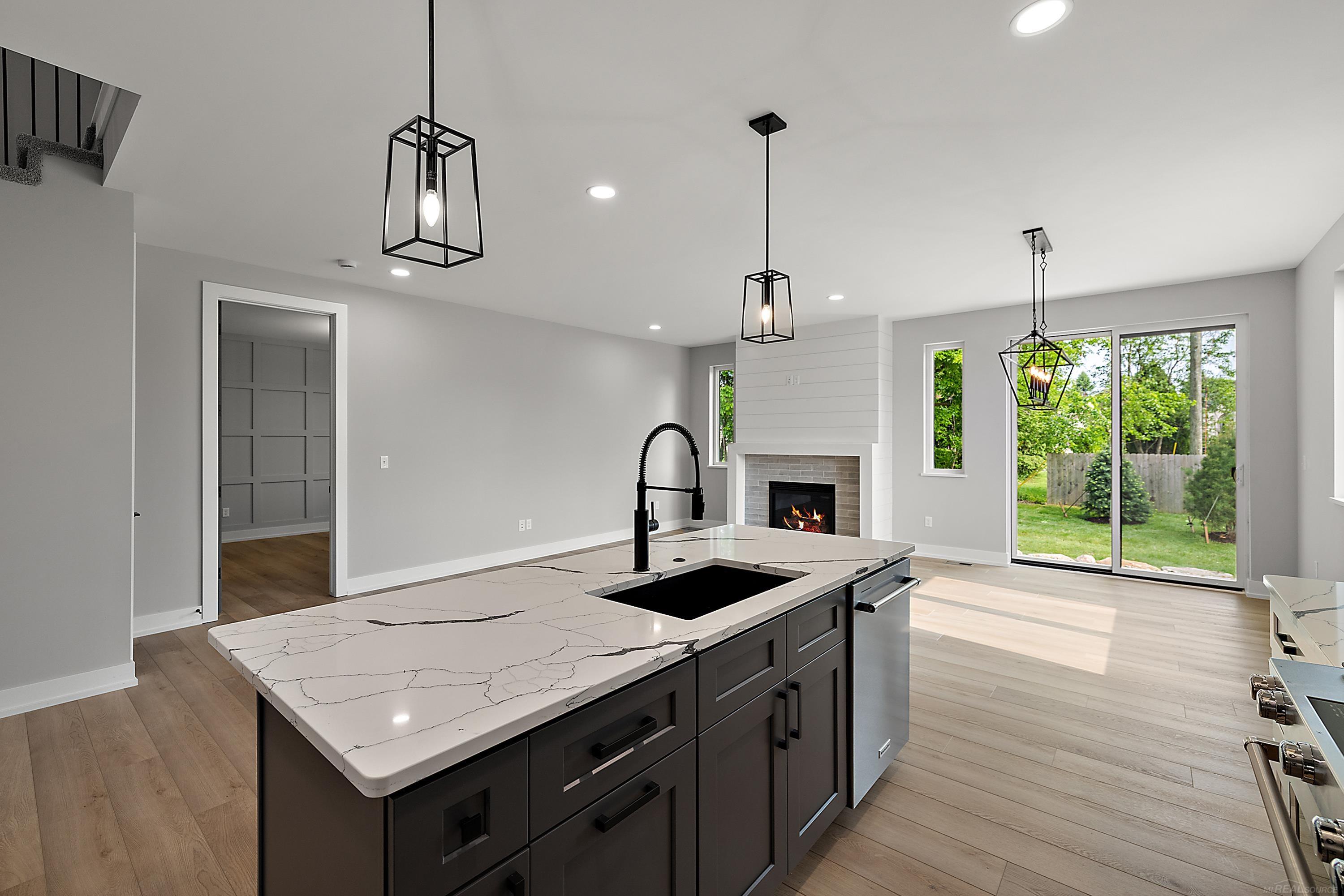 5793 Heights Boulevard Sterling Heights City MI 48314