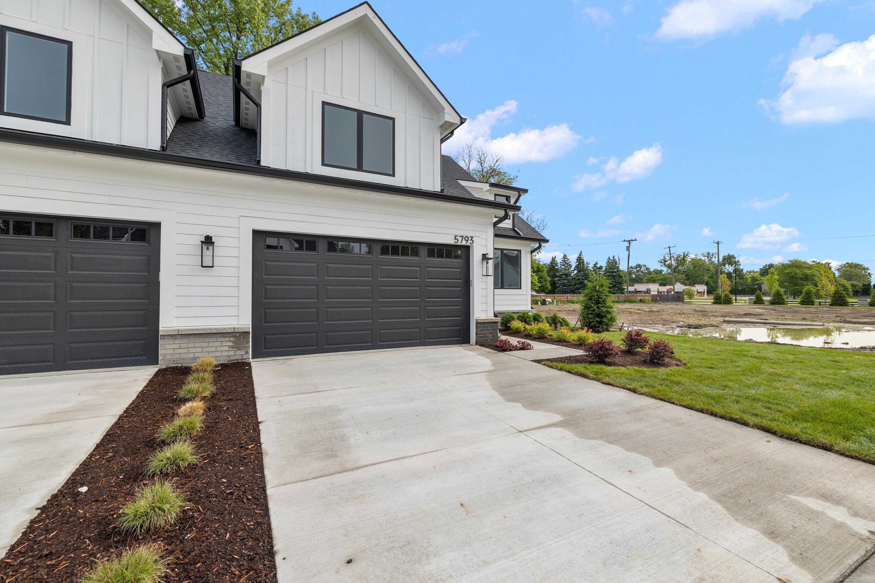 5793 Heights Boulevard Sterling Heights City MI 48314