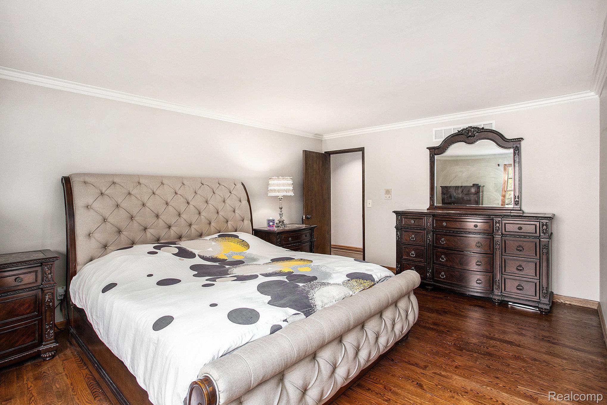 4408 Knightsbridge Lane West Bloomfield Charter Township MI 48323