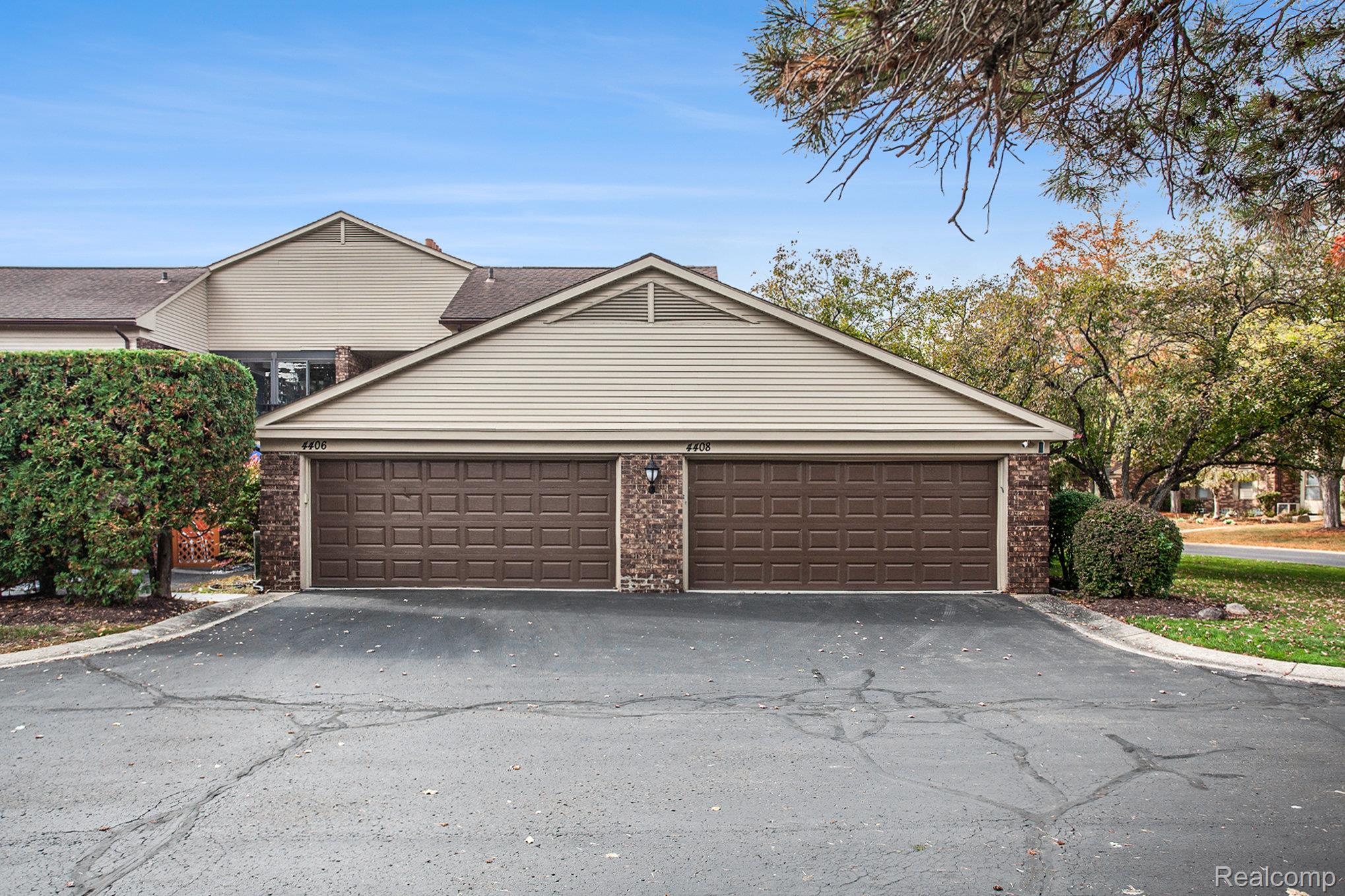 4408 Knightsbridge Lane West Bloomfield Charter Township MI 48323