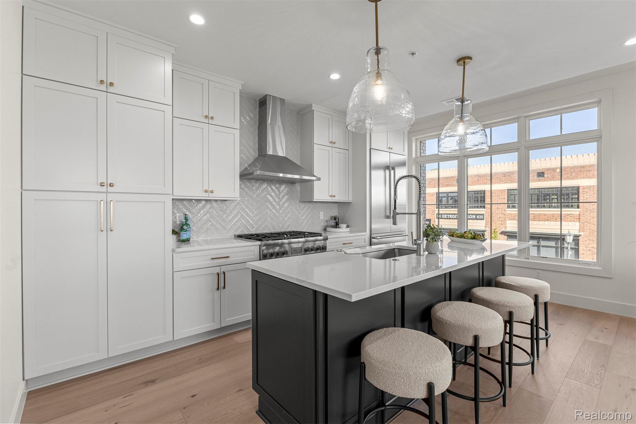 156 N Center Unit 201 Northville City MI 48167
