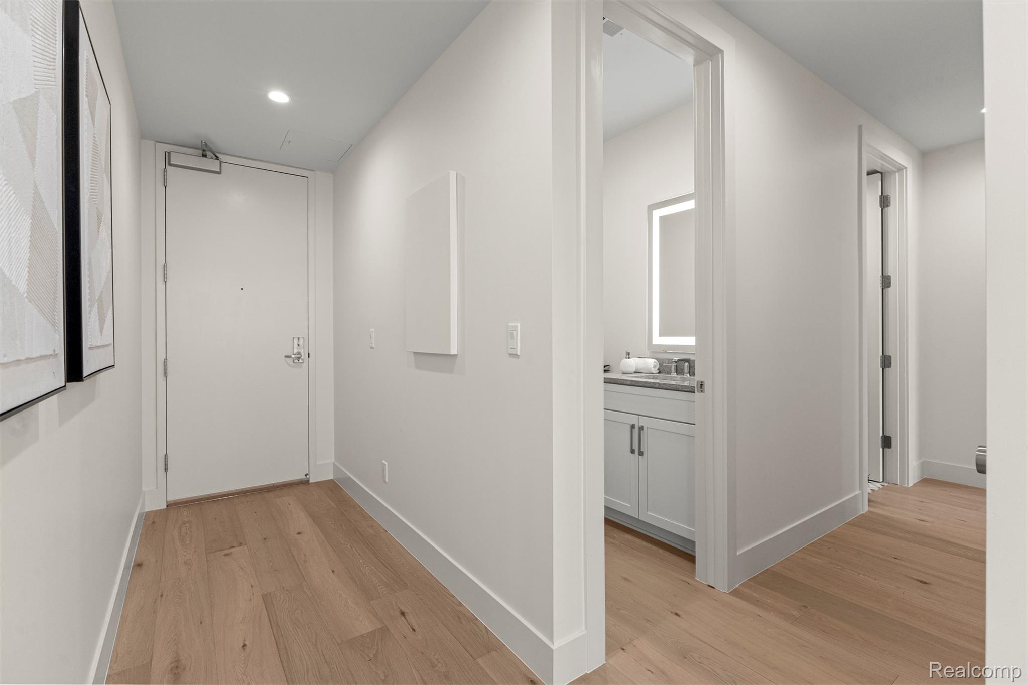 156 N Center Unit 201 Northville City MI 48167