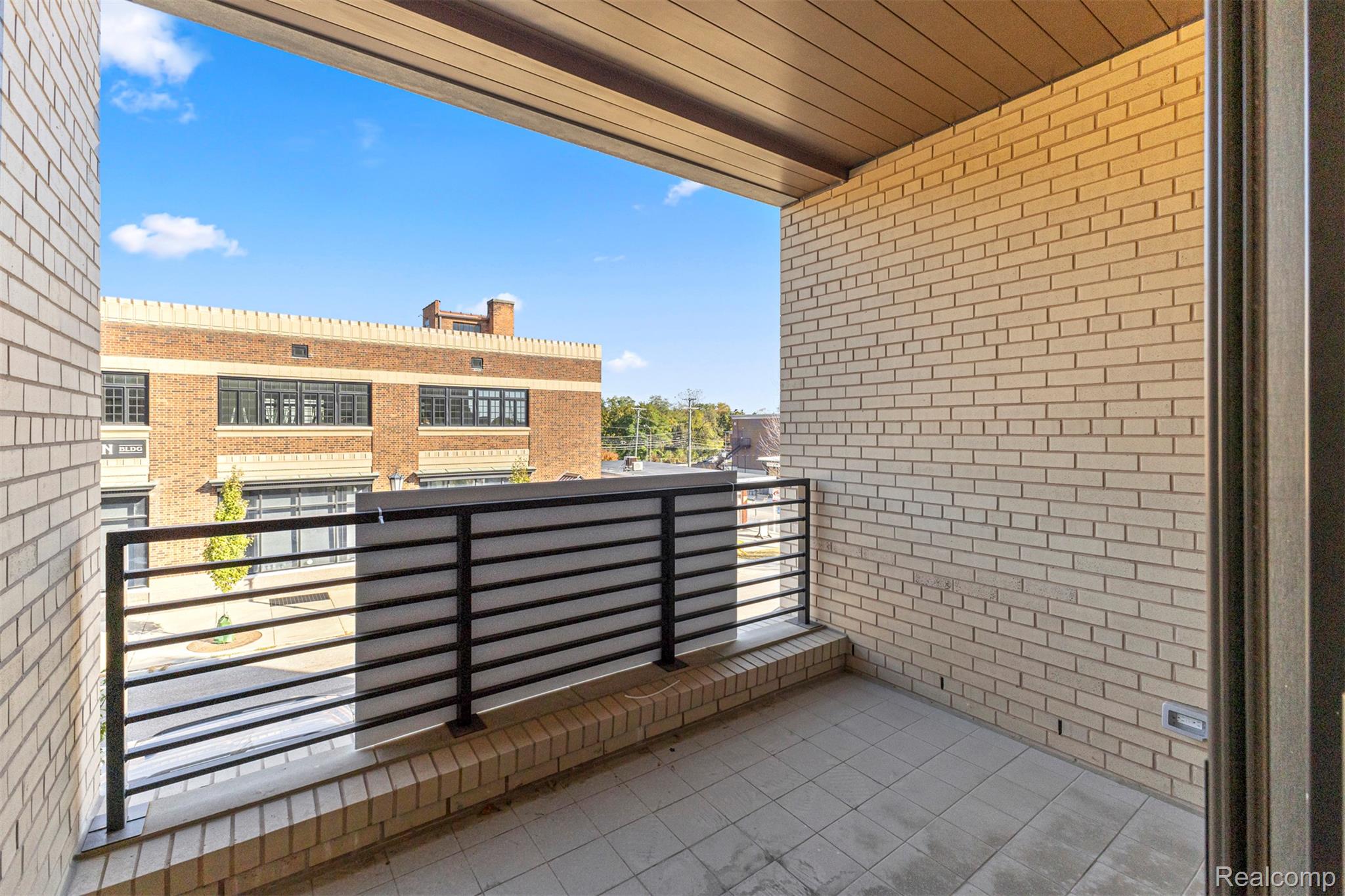 156 N Center Unit 201 Northville City MI 48167
