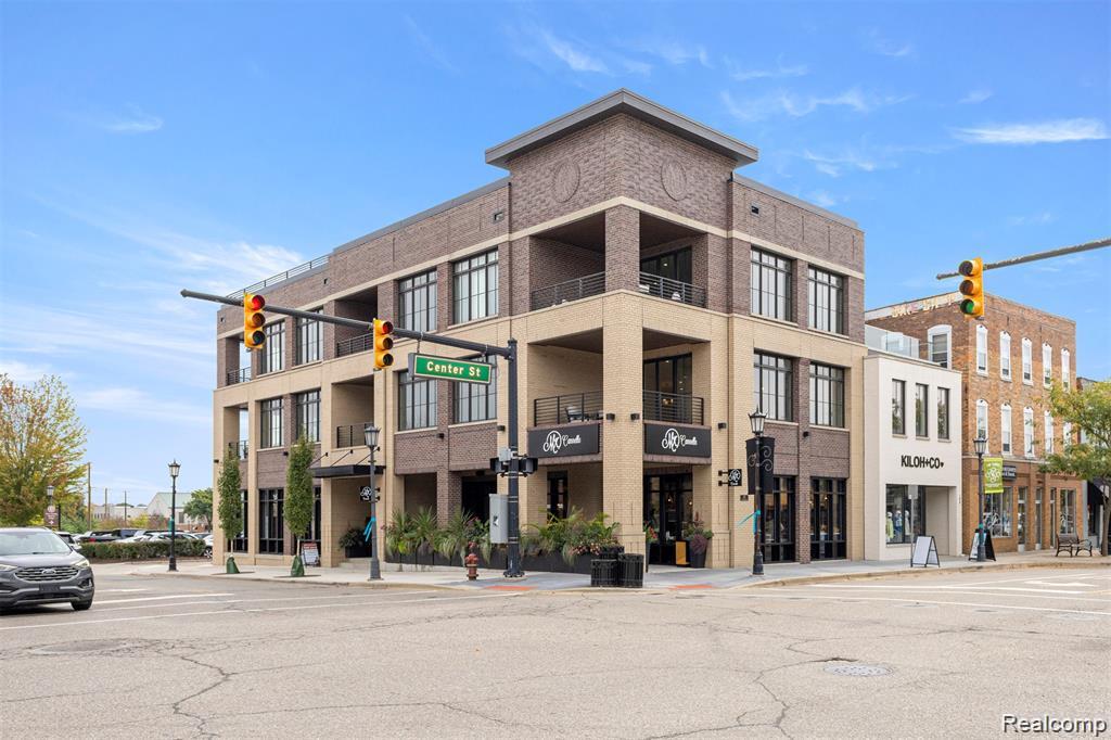 156 N Center Unit 201 Northville City MI 48167
