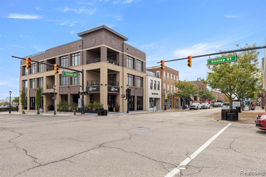 156 N Center Unit 201 Northville City MI 48167