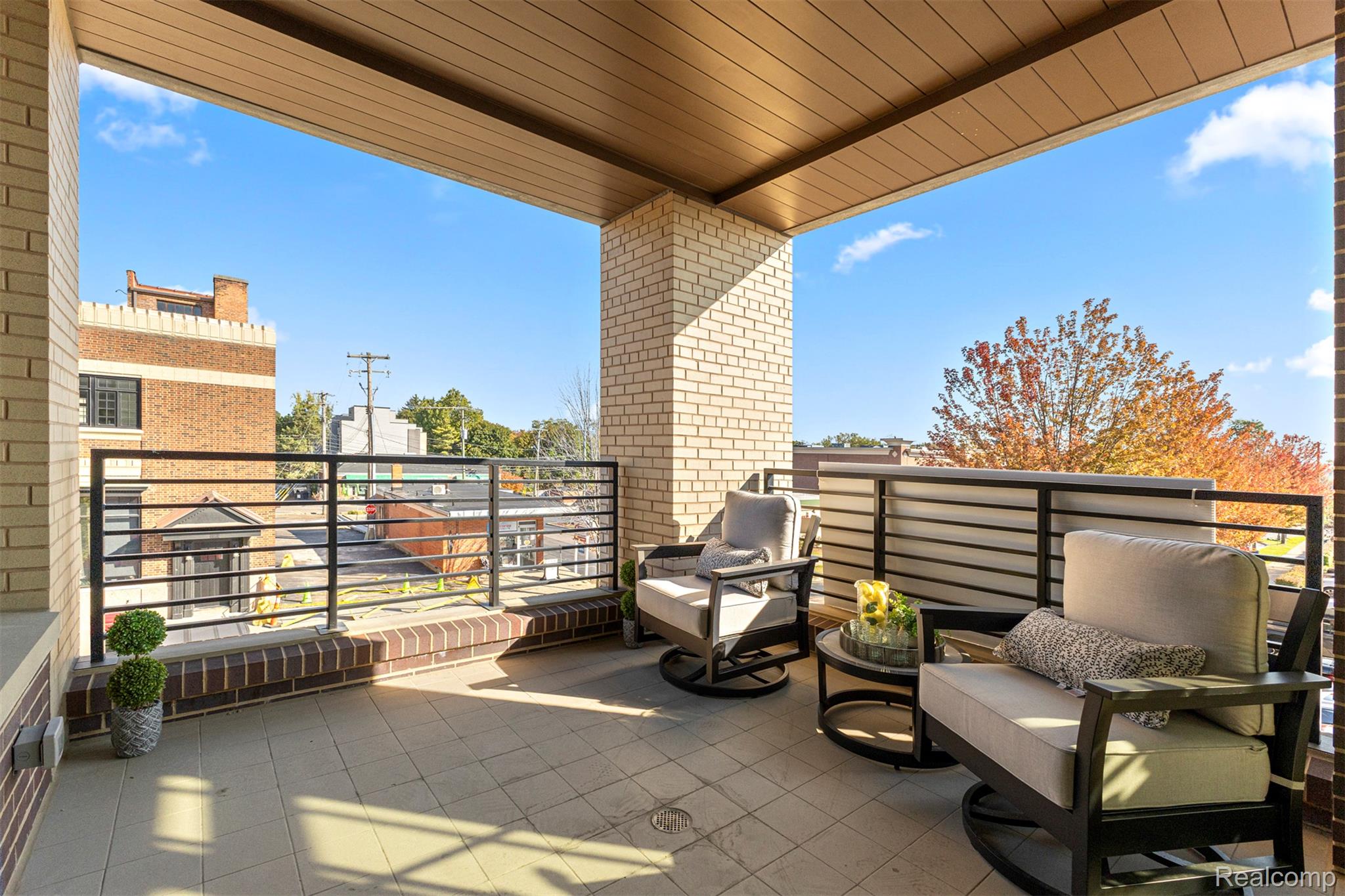156 N Center Unit 201 Northville City MI 48167