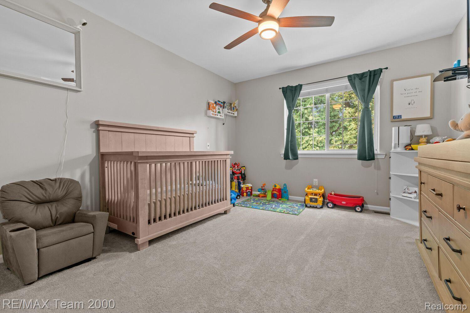 17 Scottsdale Dearborn City MI 48124