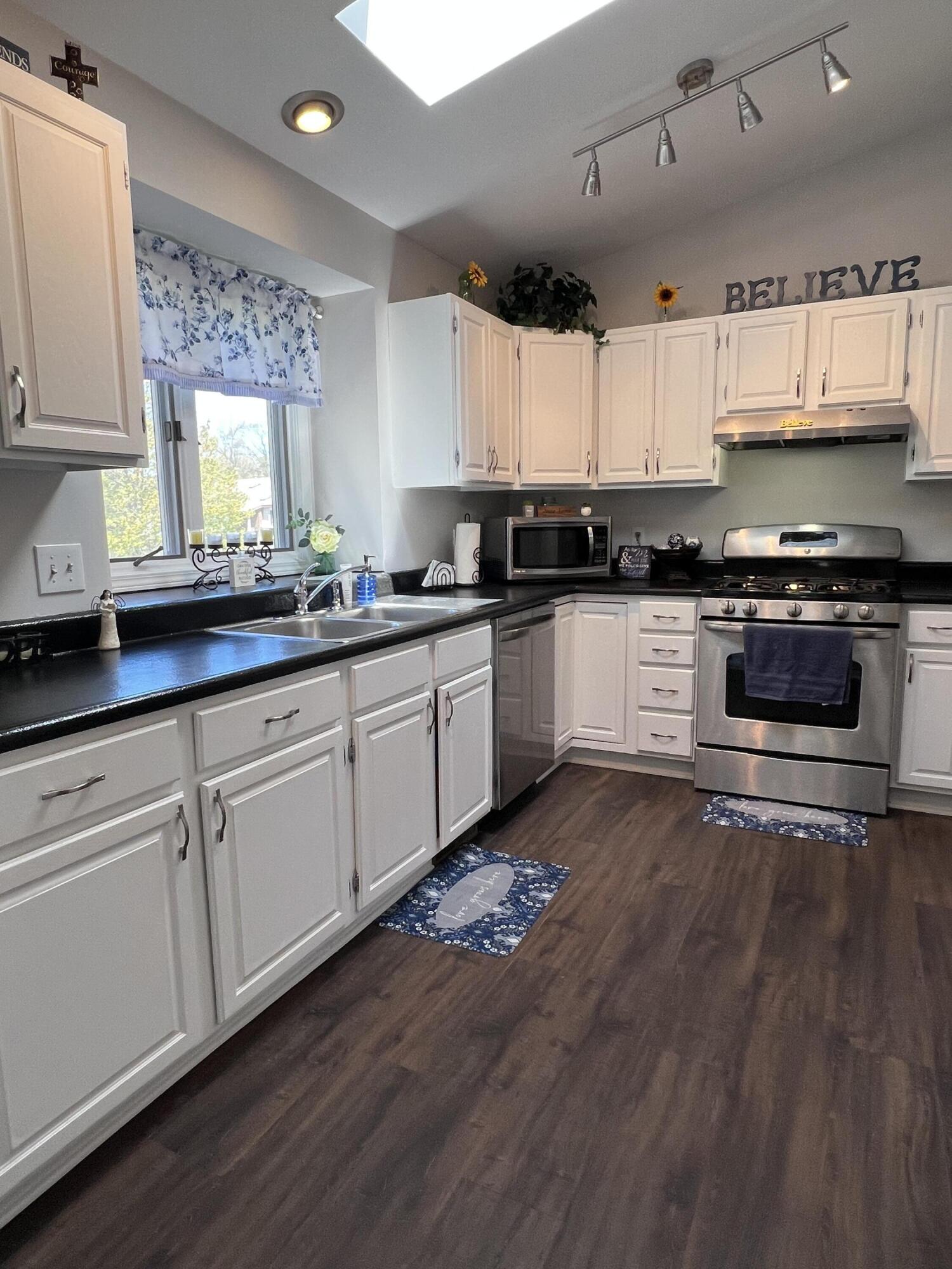 17267 Roosevelt Road Ferrysburg City MI 49456