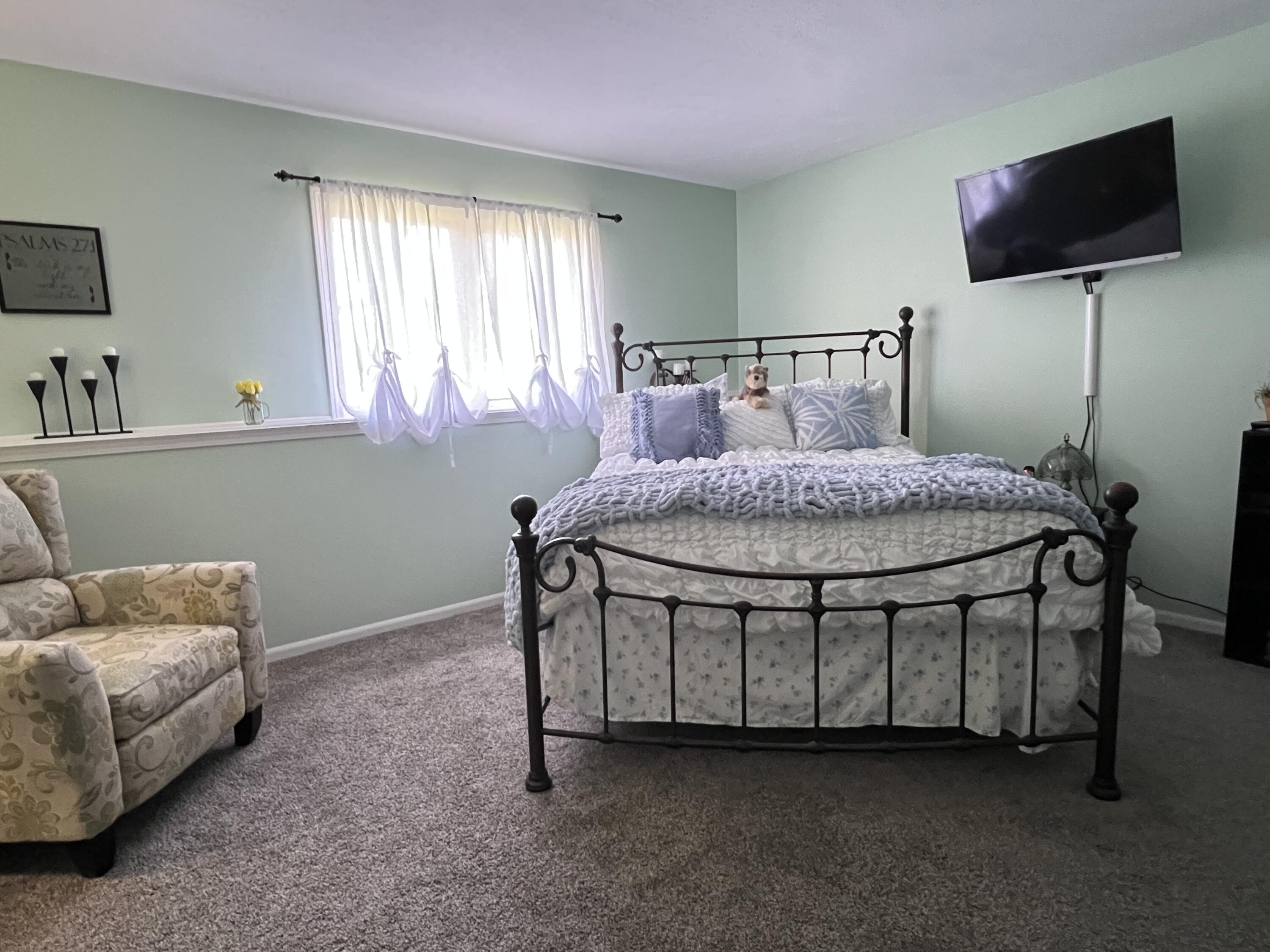17267 Roosevelt Road Ferrysburg City MI 49456